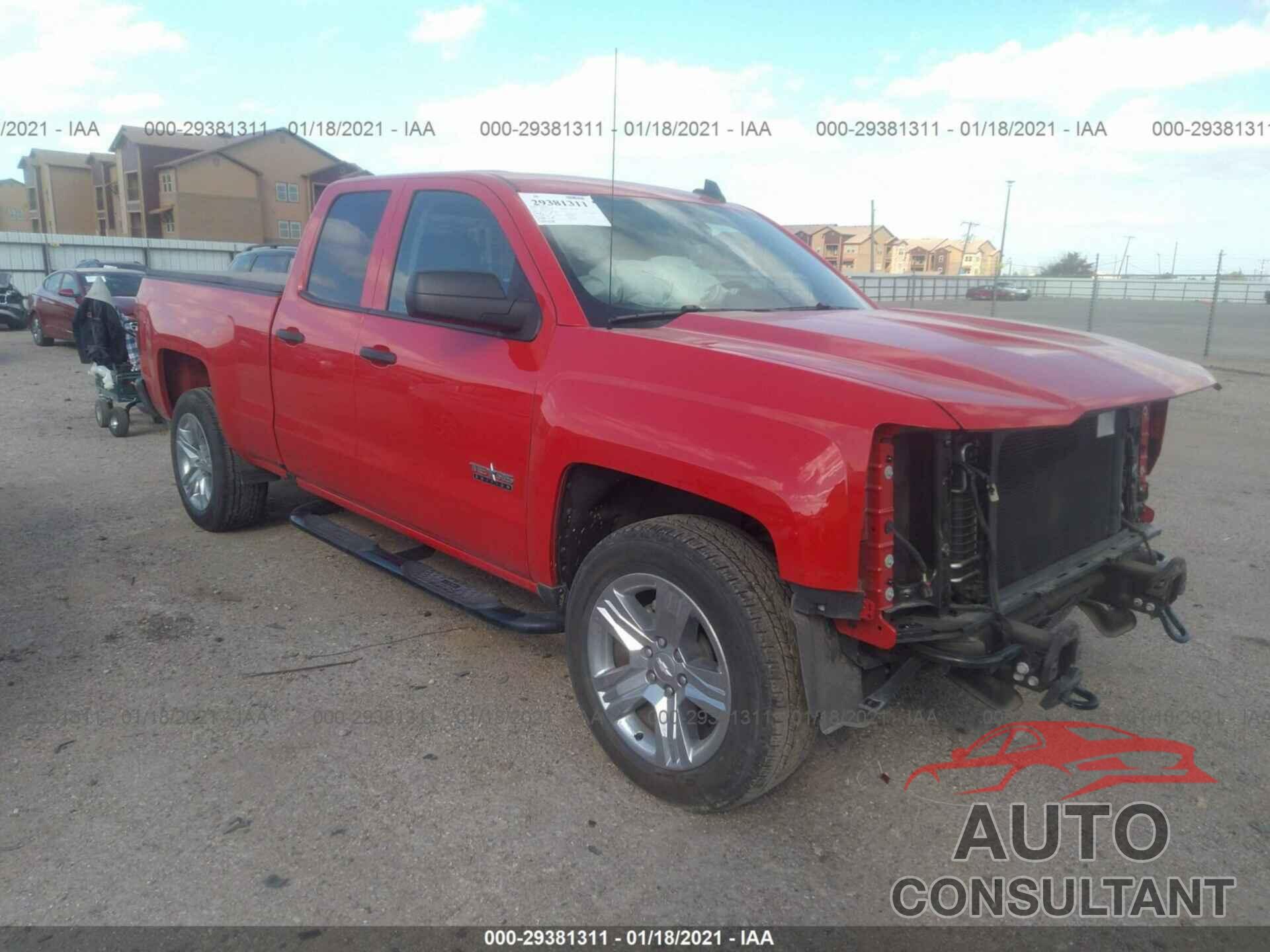 CHEVROLET SILVERADO 1500 2018 - 1GCRCPEC2JZ358238