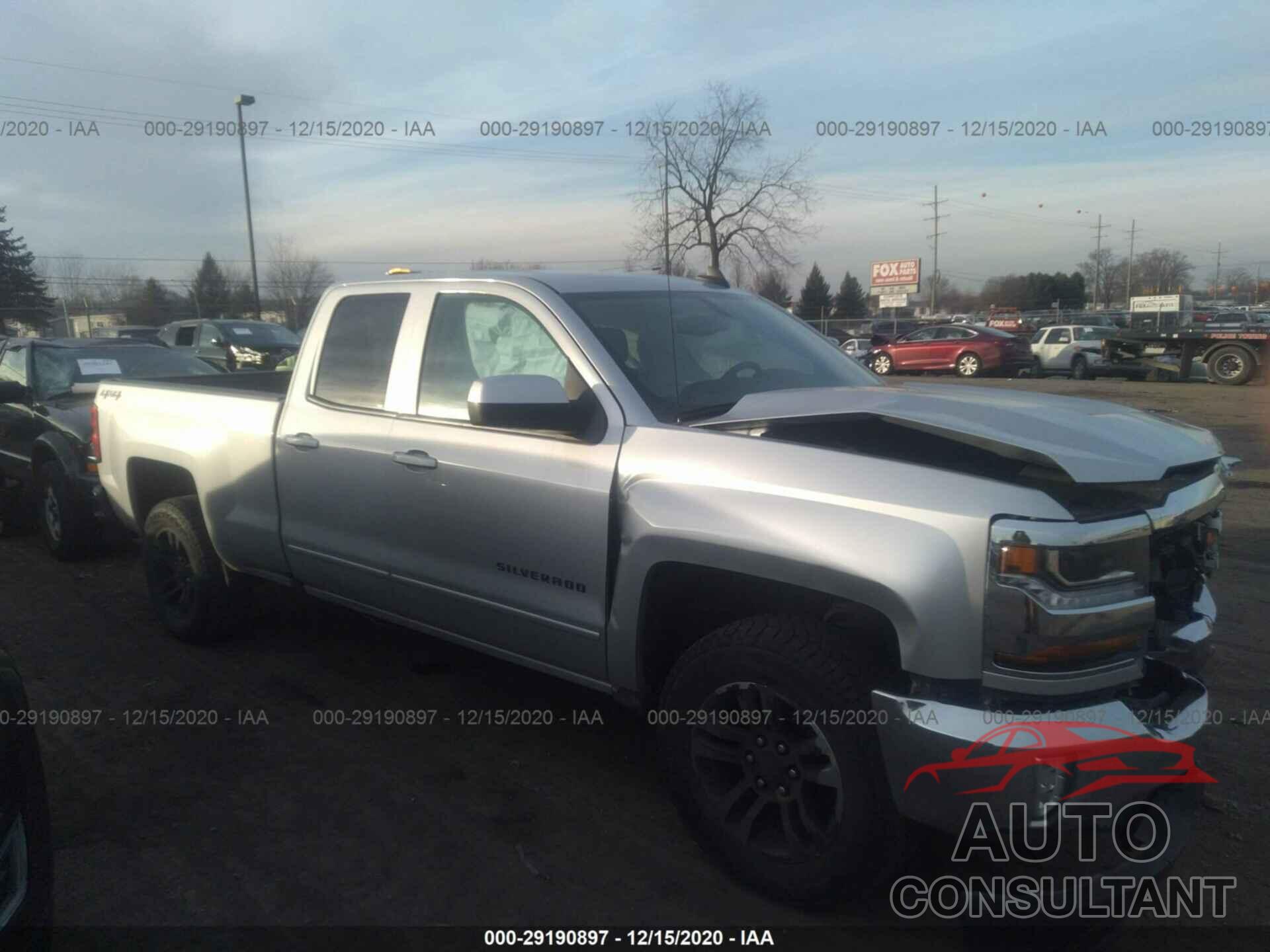 CHEVROLET SILVERADO 1500 2016 - 1GCVKREH8GZ322345