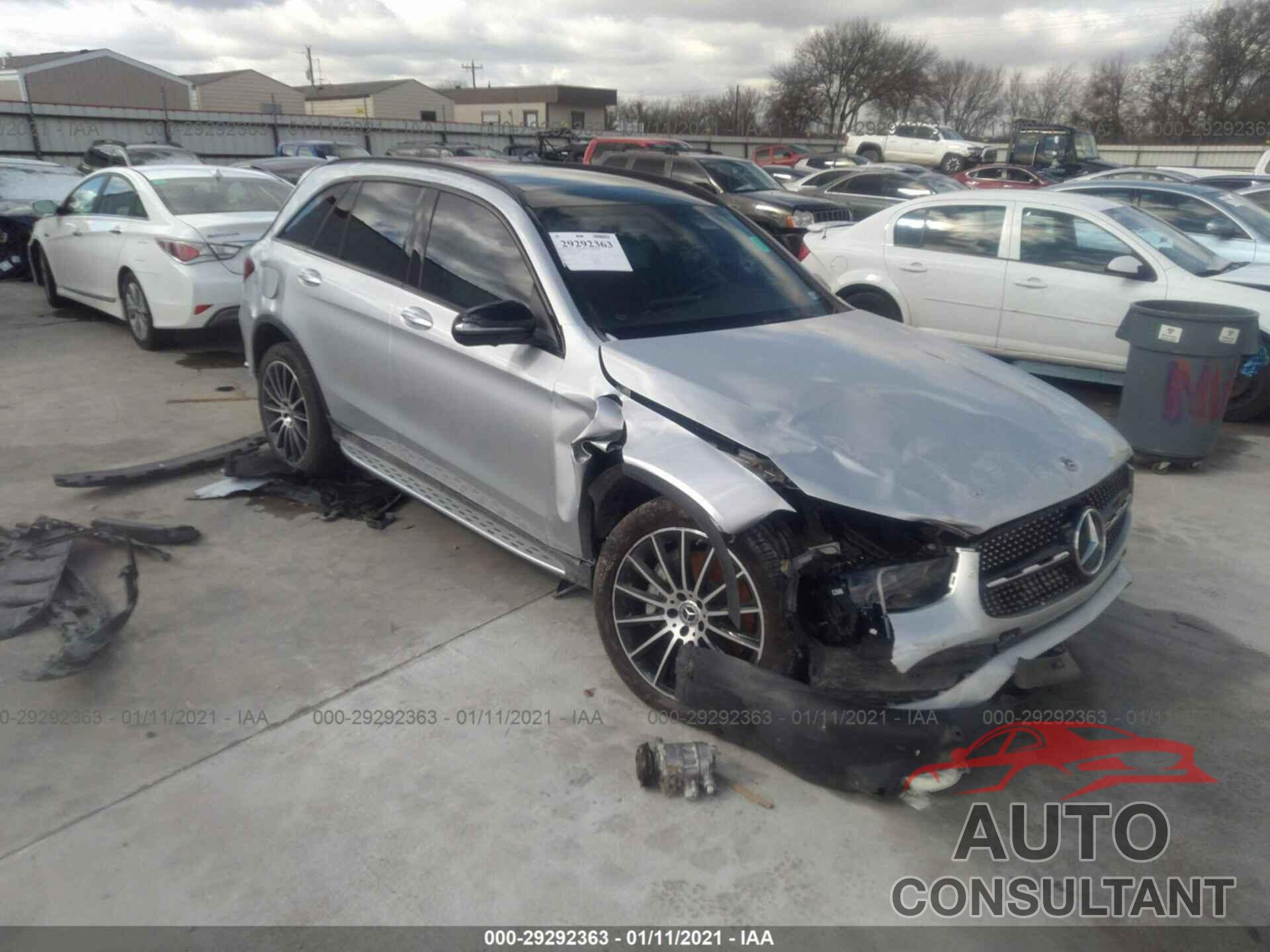 MERCEDES-BENZ GLC 2020 - W1N0G8DB5LF842526