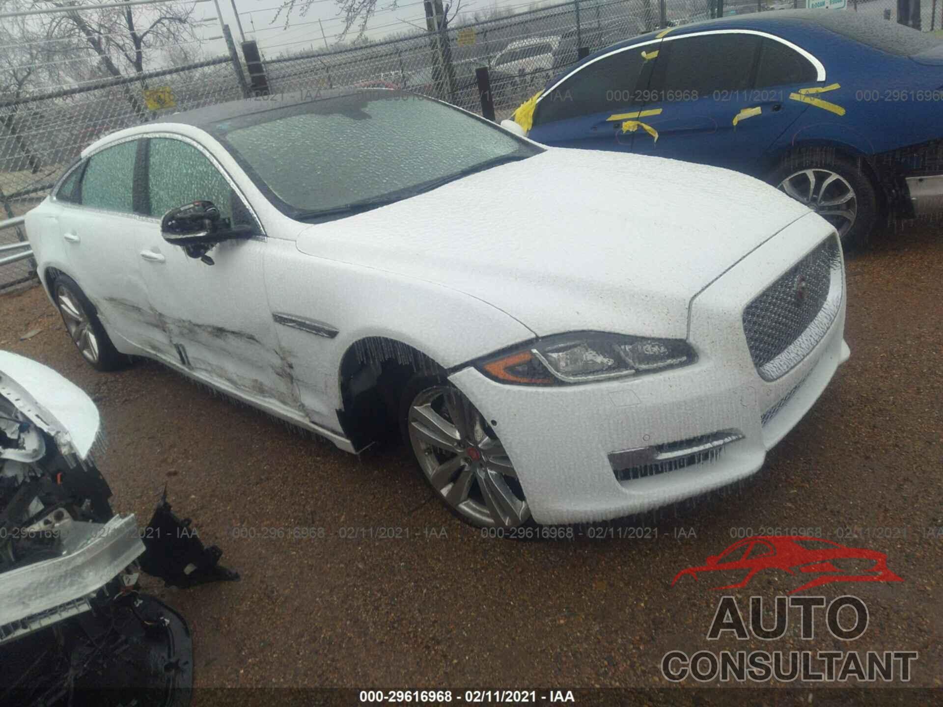 JAGUAR XJ 2016 - SAJWA2G74G8V94403