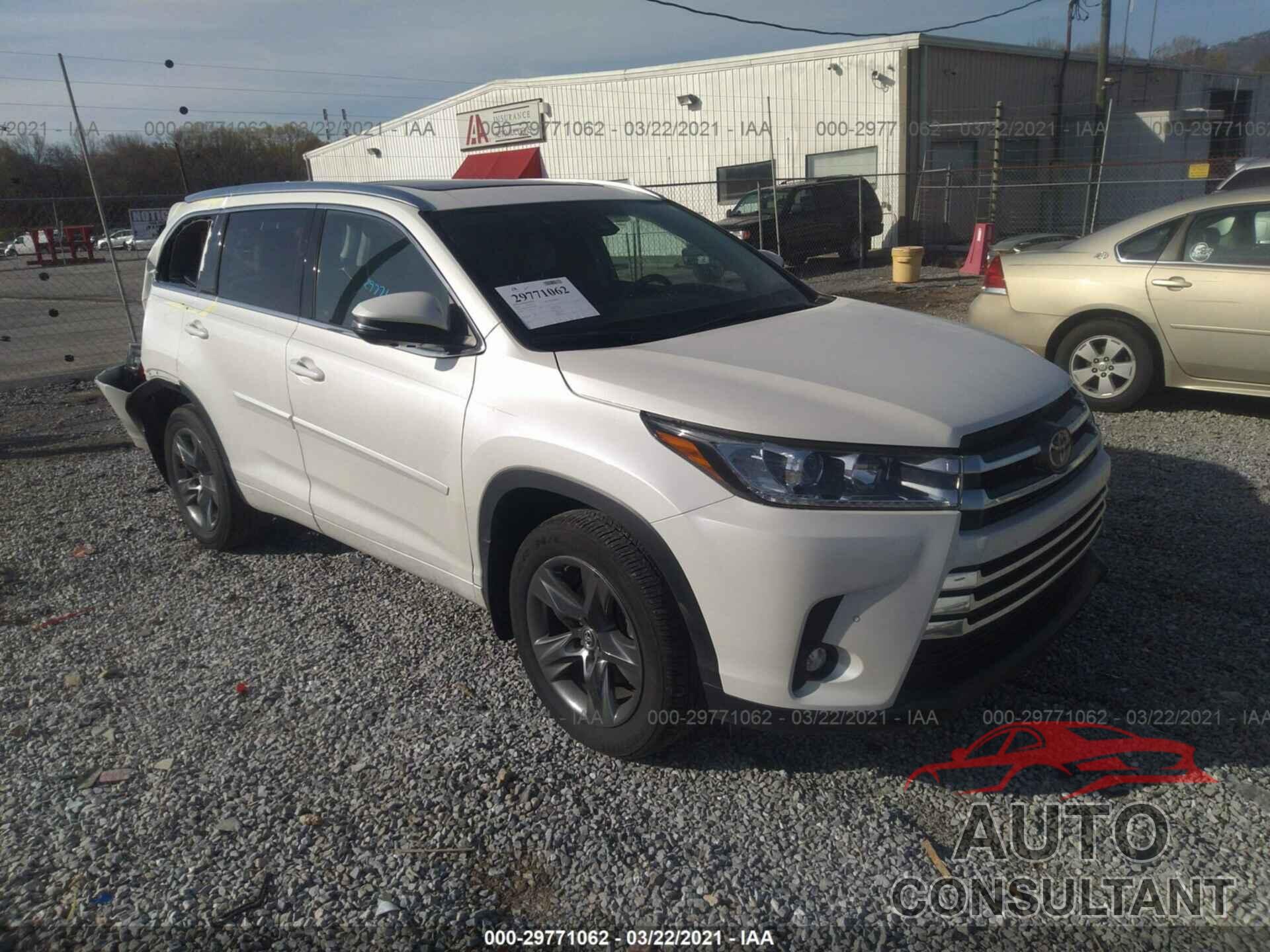 TOYOTA HIGHLANDER 2019 - 5TDDZRFH7KS726012