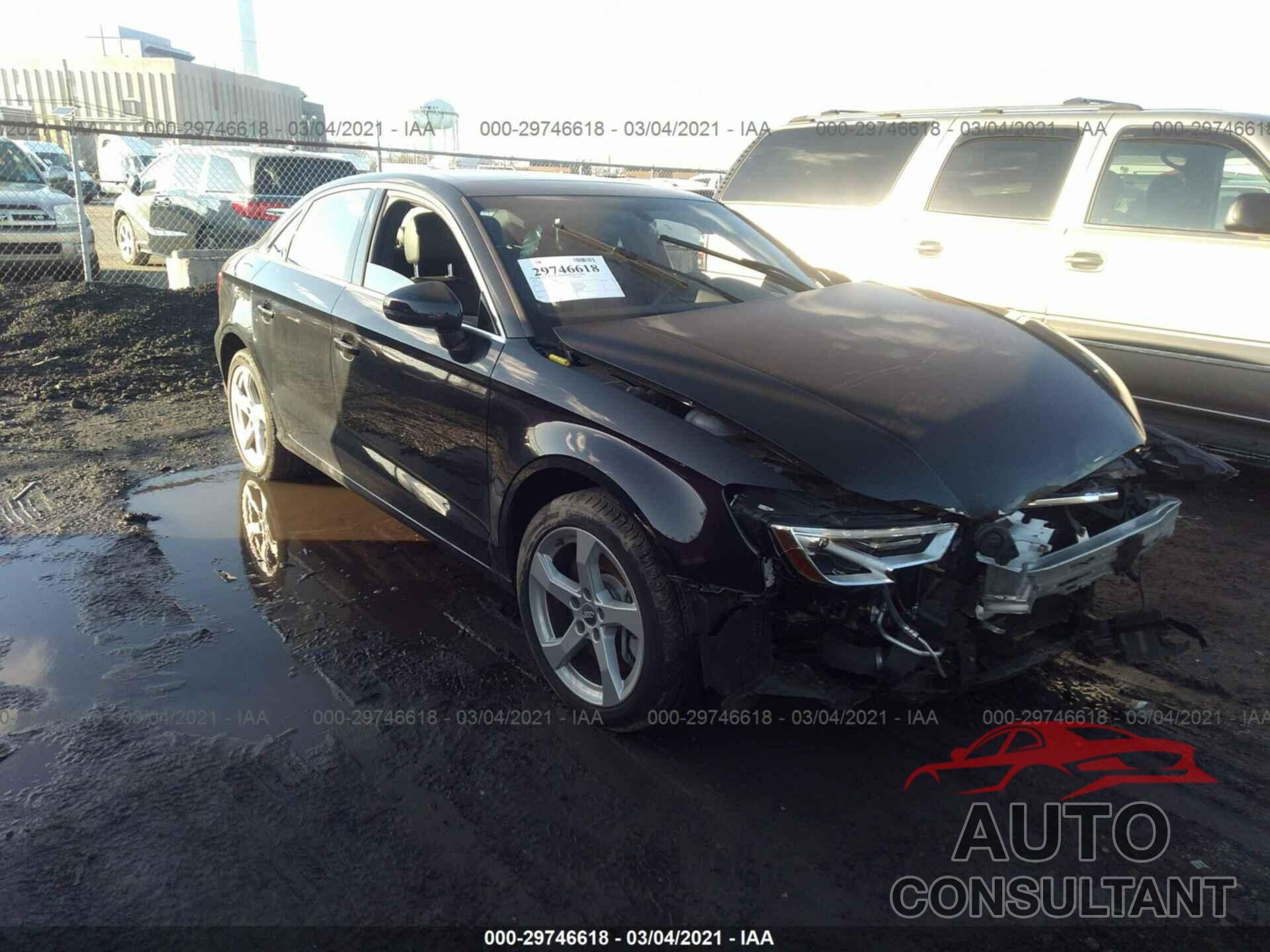 AUDI A3 SEDAN 2019 - WAUBEGFF5K1018969