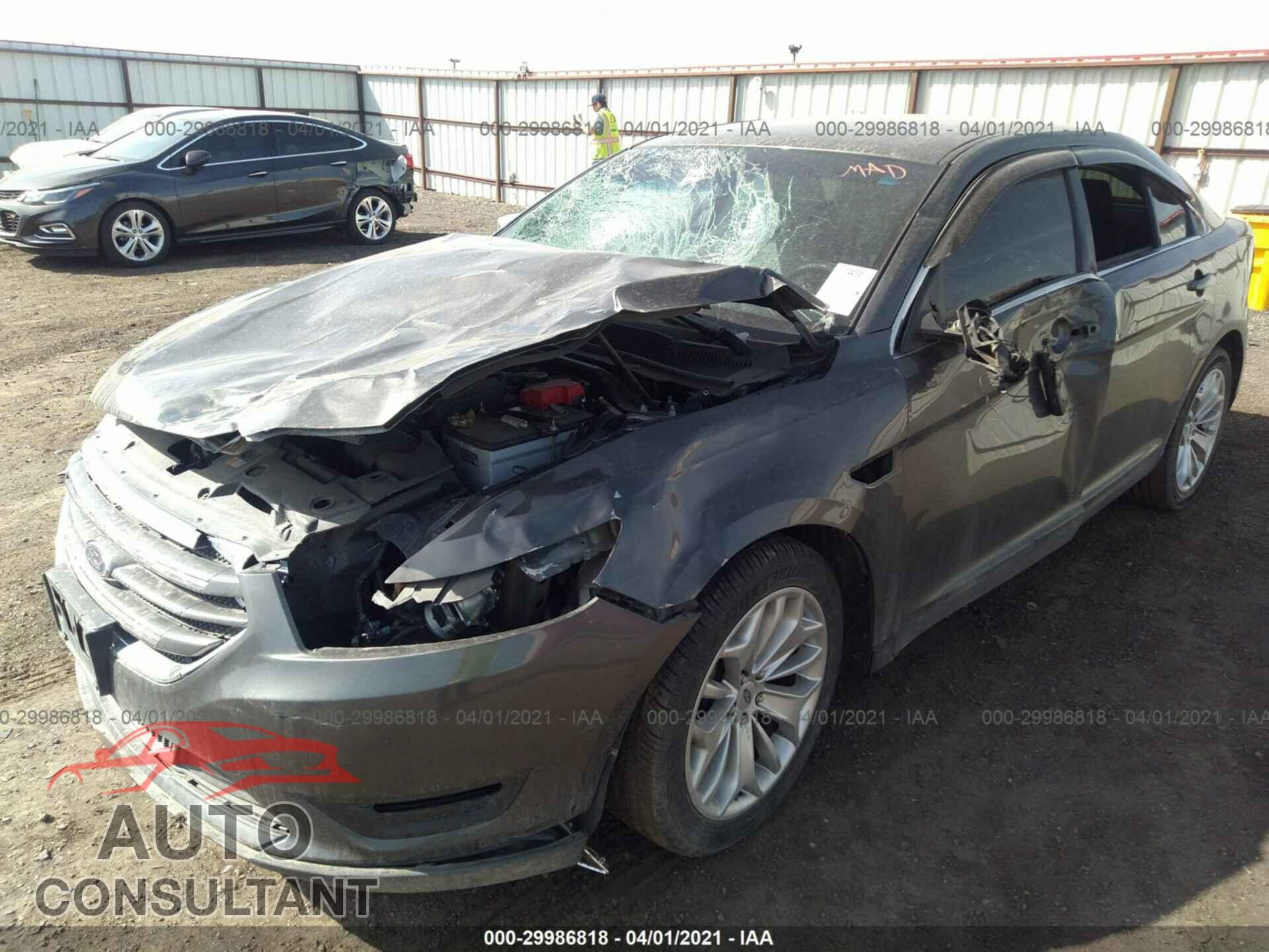 FORD TAURUS 2017 - 1FAHP2F86HG111880