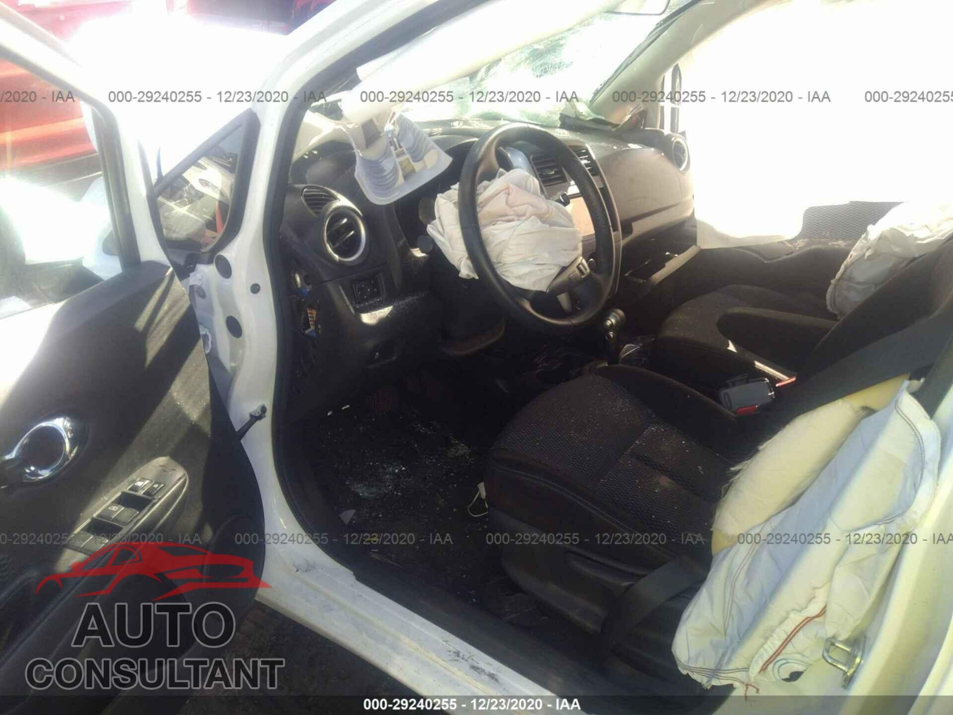 NISSAN VERSA NOTE 2019 - 3N1CE2CP3KL359628