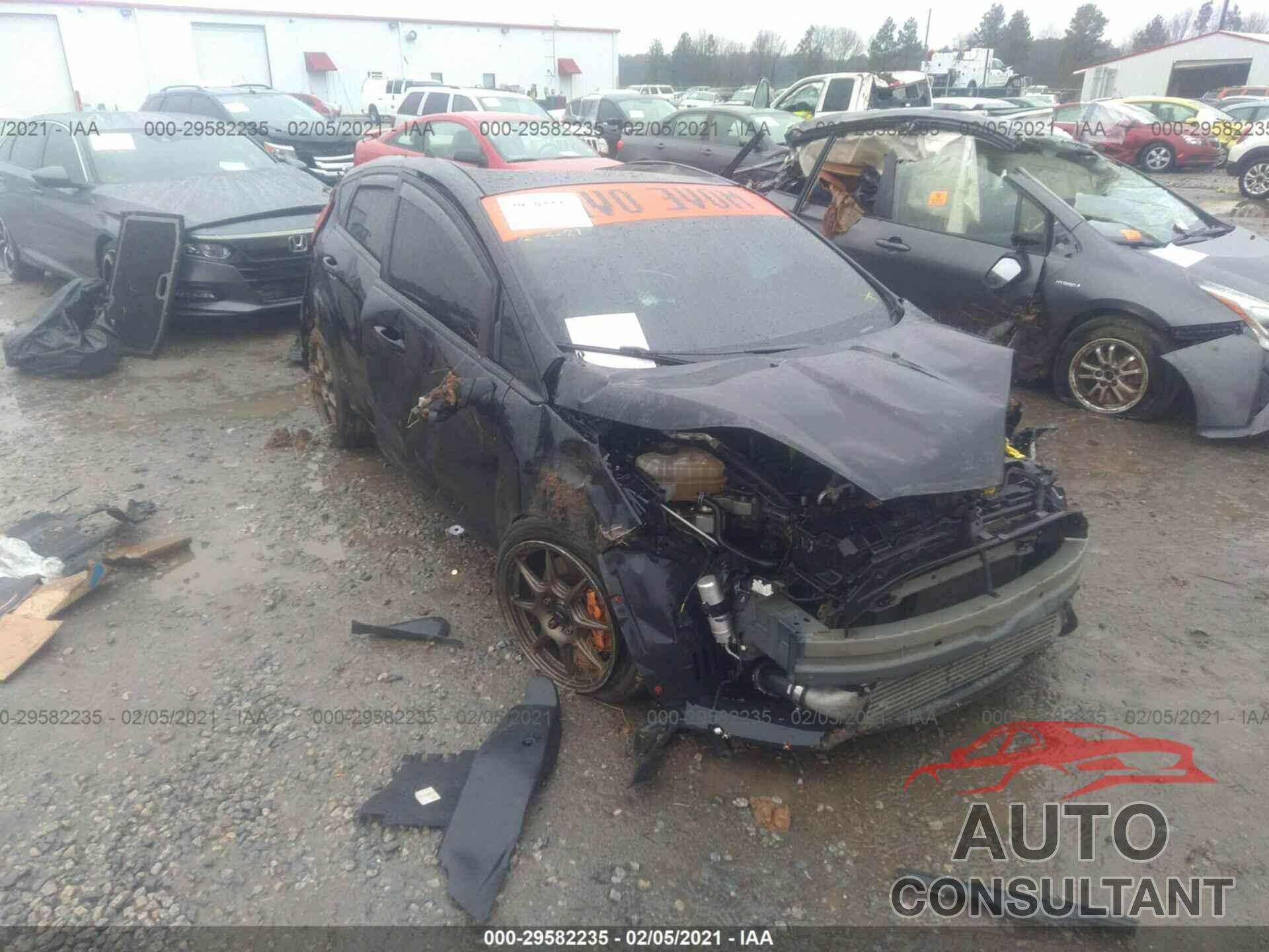 FORD FIESTA 2018 - 3FADP4GX6JM100017