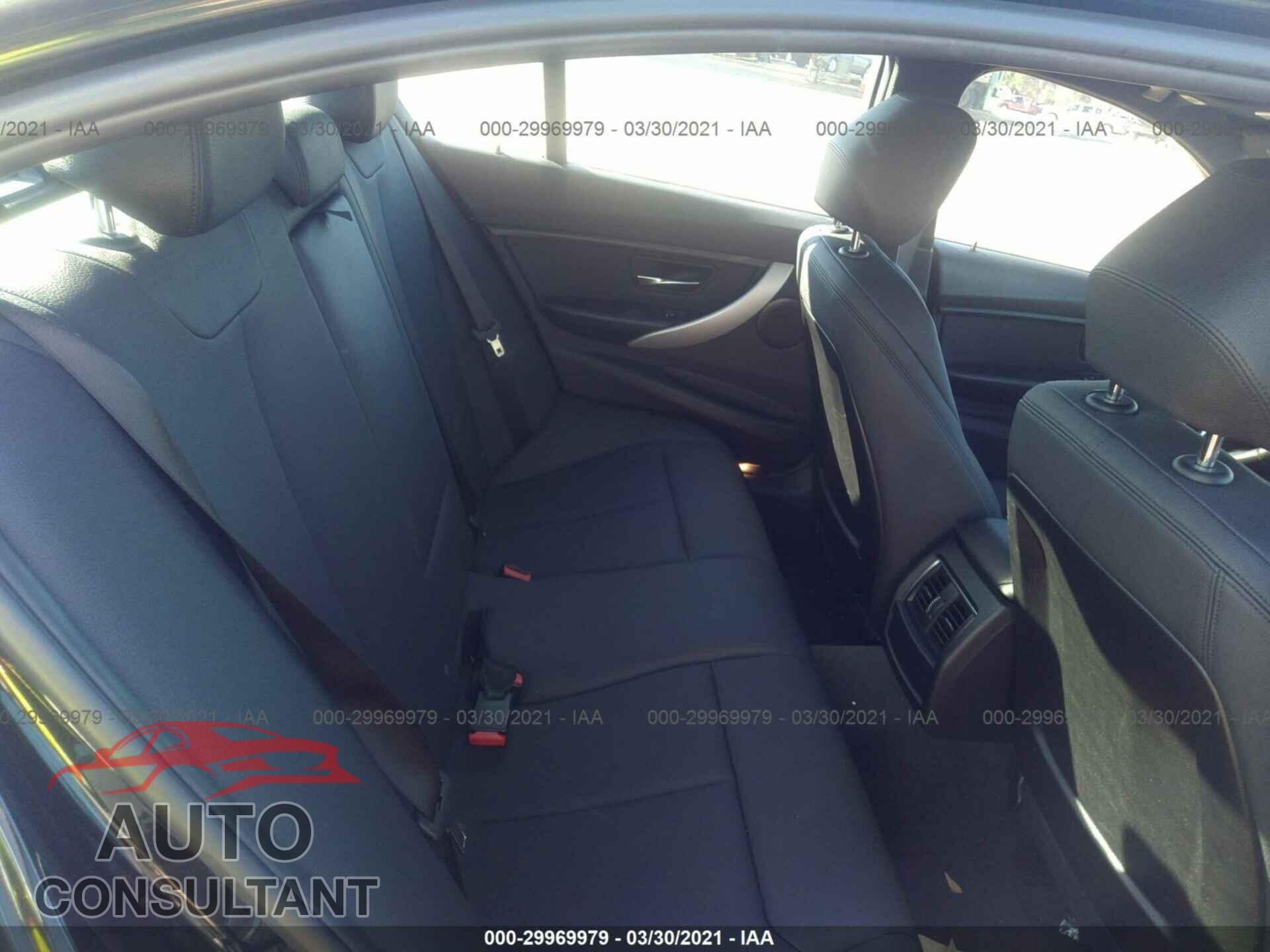 BMW 3 SERIES 2017 - WBA8A9C37HAC99888