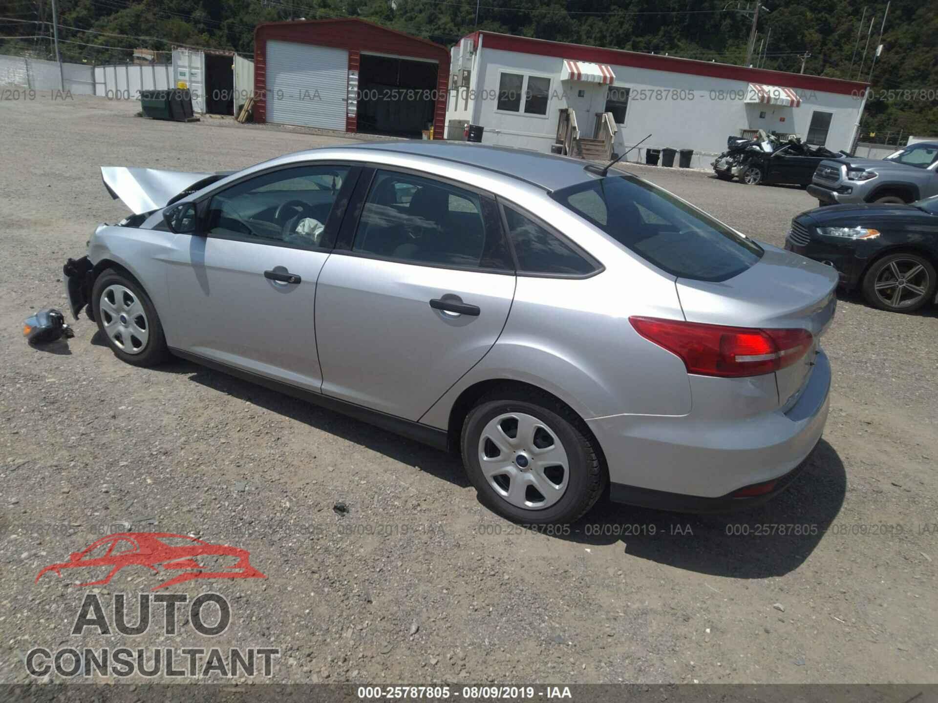 FORD FOCUS 2017 - 1FADP3E26HL302580
