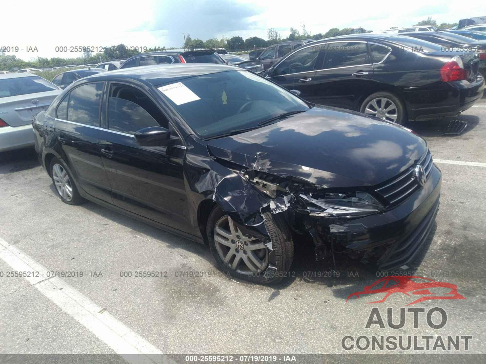 VOLKSWAGEN JETTA 2017 - 3VW2B7AJ7HM241157