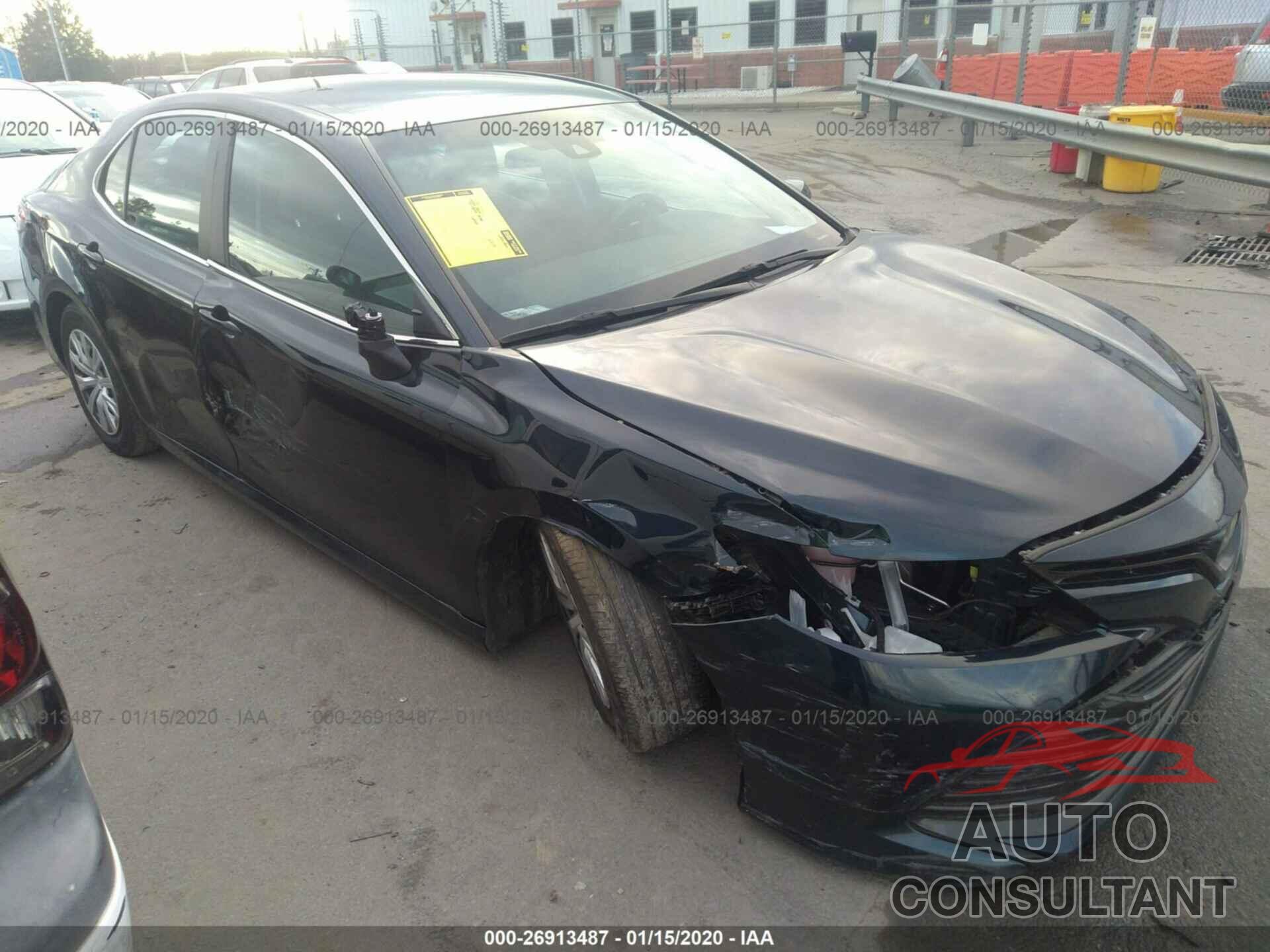 TOYOTA CAMRY 2018 - 4T1B11HK6JU572651