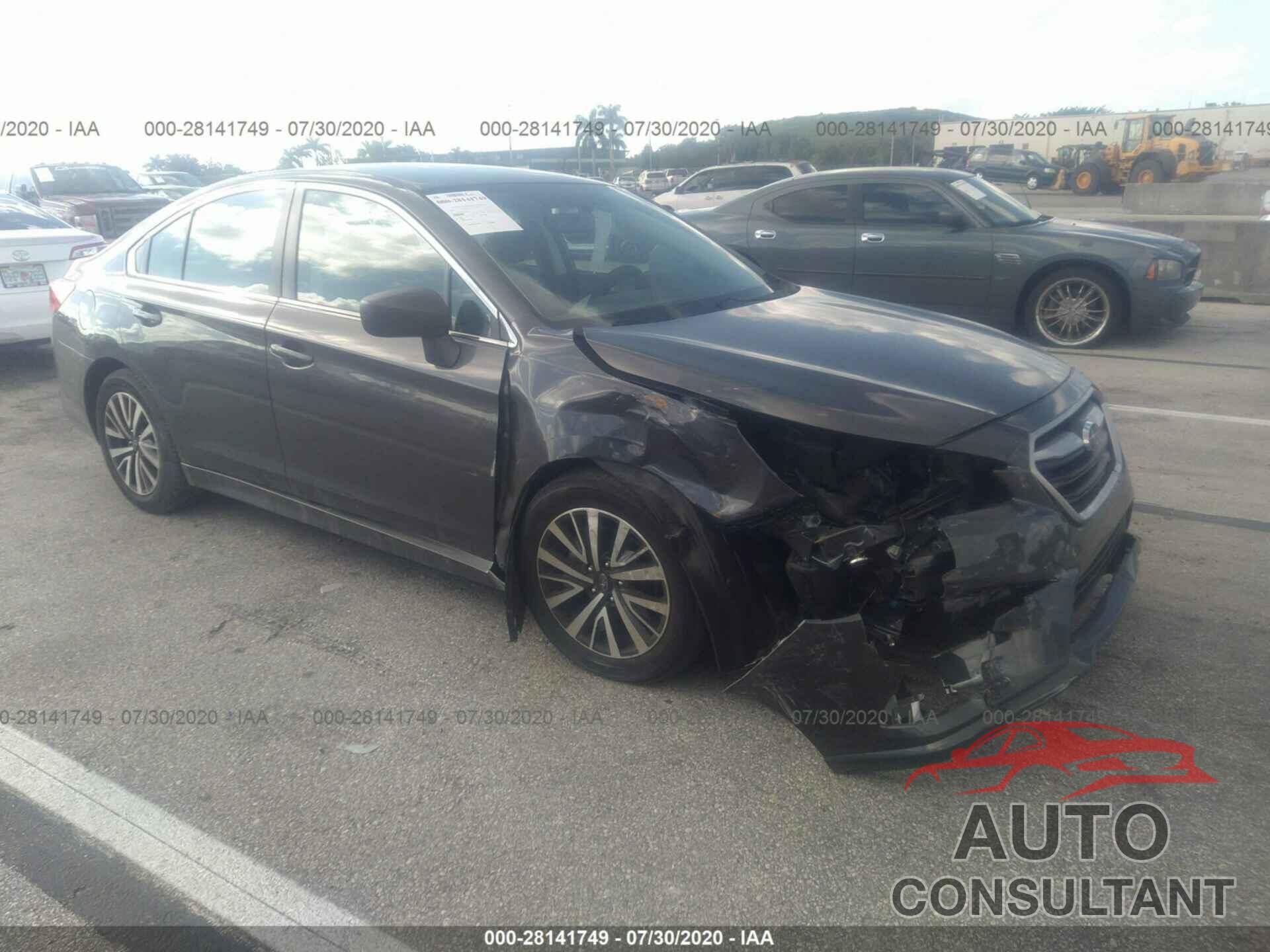 SUBARU LEGACY 2018 - 4S3BNAB61J3023126
