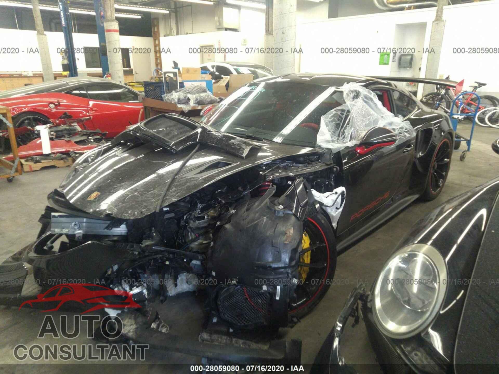 PORSCHE 911 2019 - WP0AE2A96KS155285