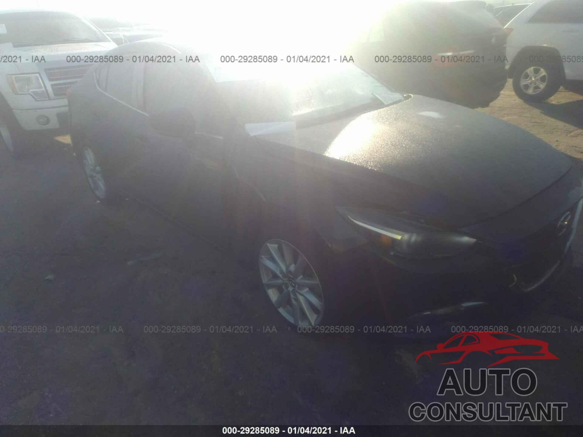 MAZDA MAZDA3 4-DOOR 2017 - 3MZBN1W31HM137164