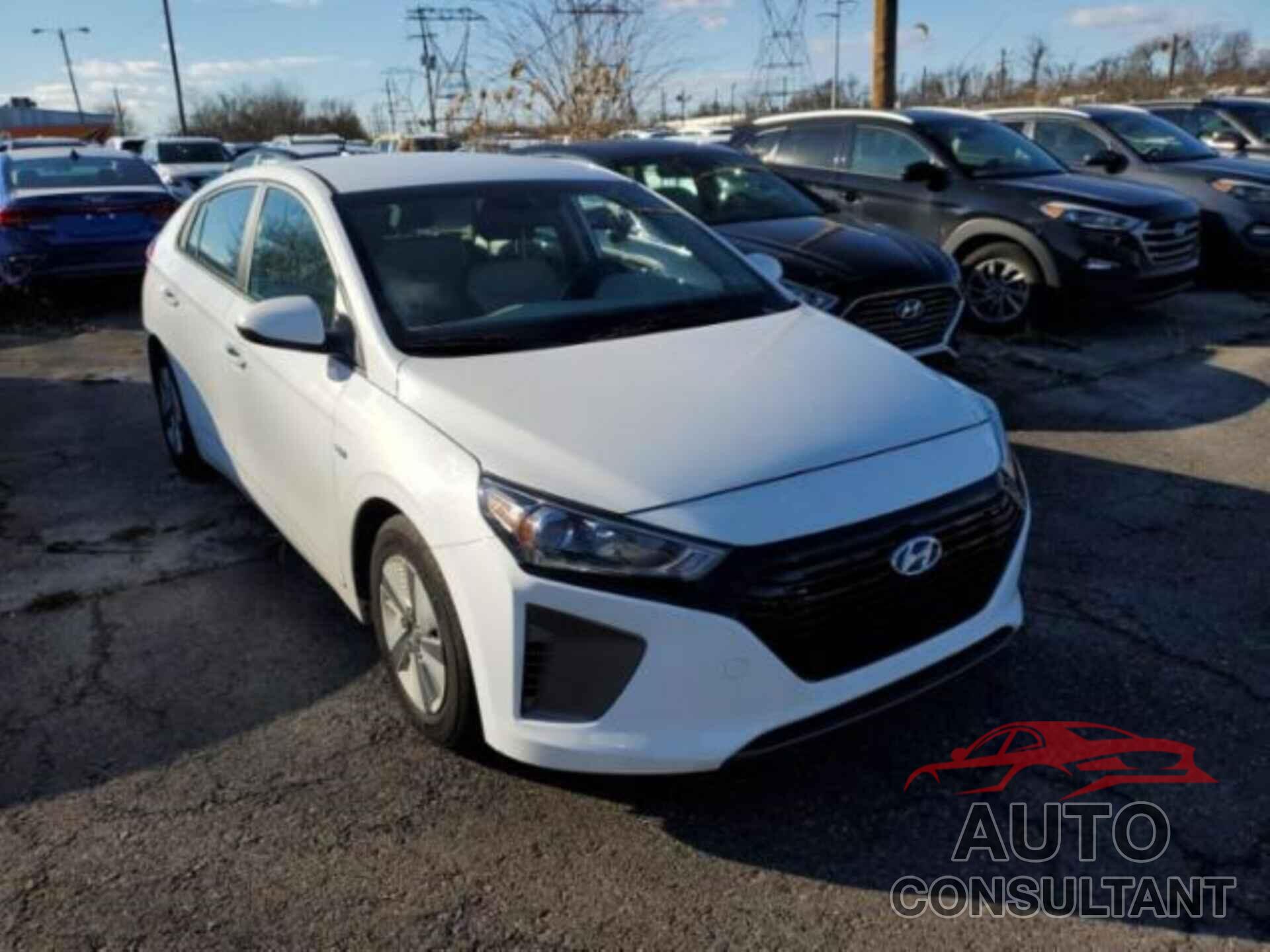 HYUNDAI IONIQ HYBRID 2018 - KMHC65LC5JU102267