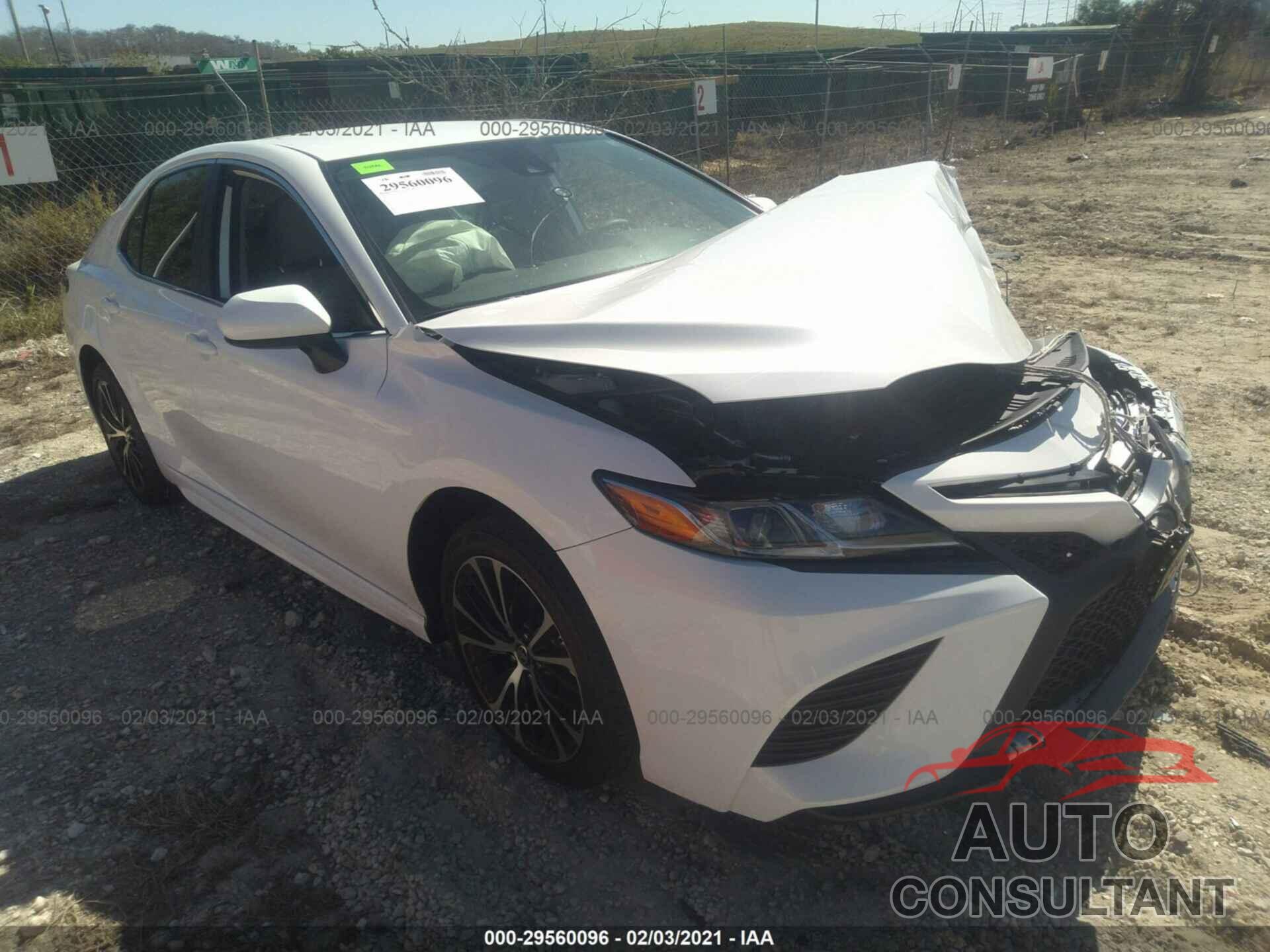 TOYOTA CAMRY 2020 - 4T1G11AK5LU502691