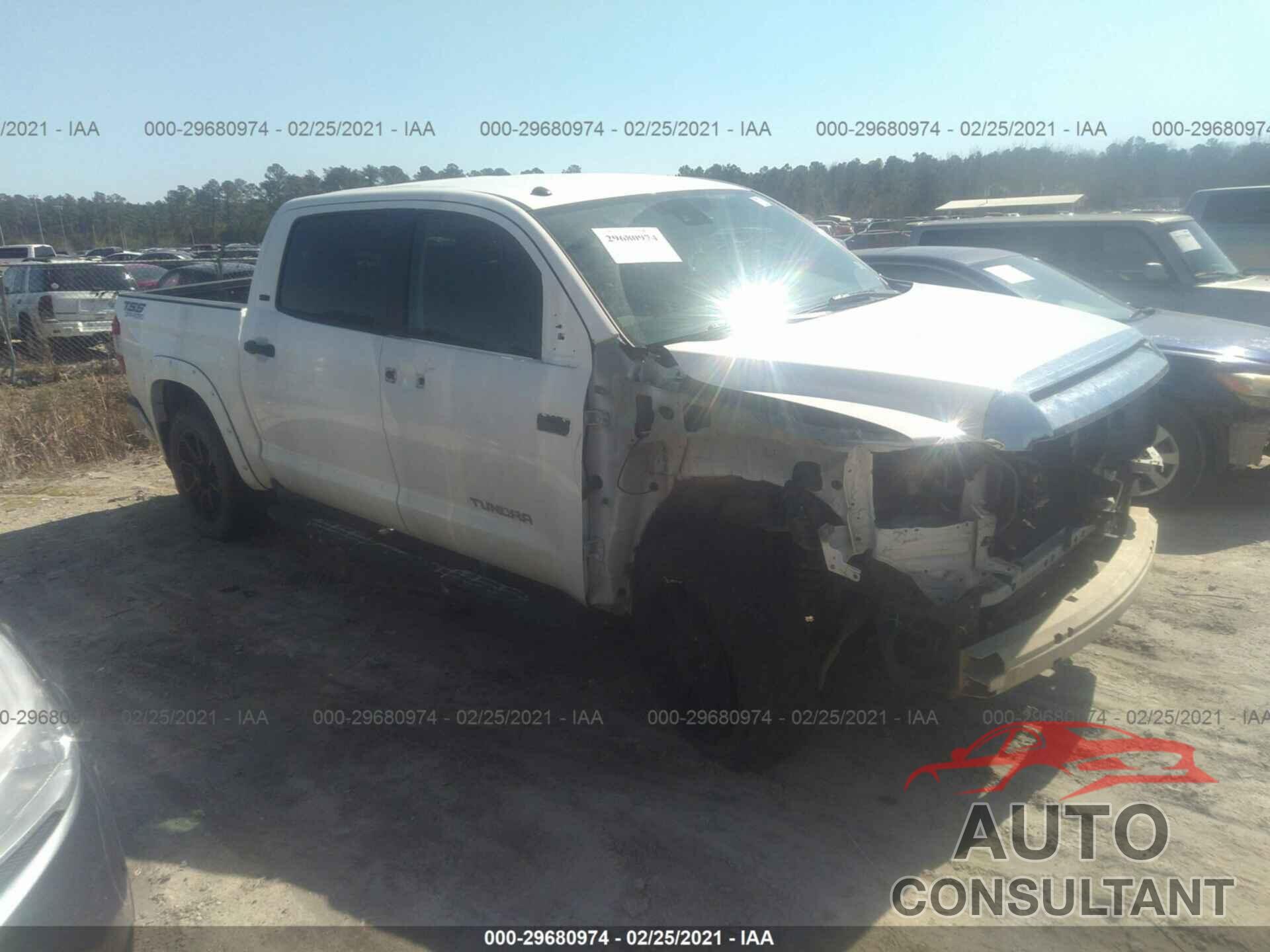 TOYOTA TUNDRA 4WD 2018 - 5TFDY5F19JX700499