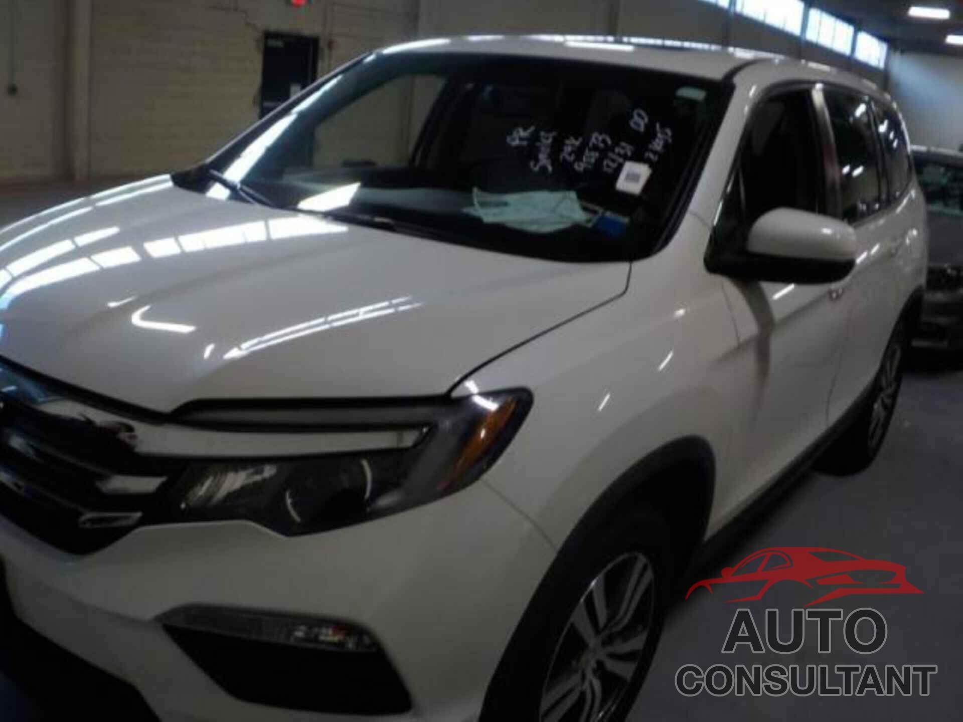 HONDA PILOT 2017 - 5FNYF6H57HB067552