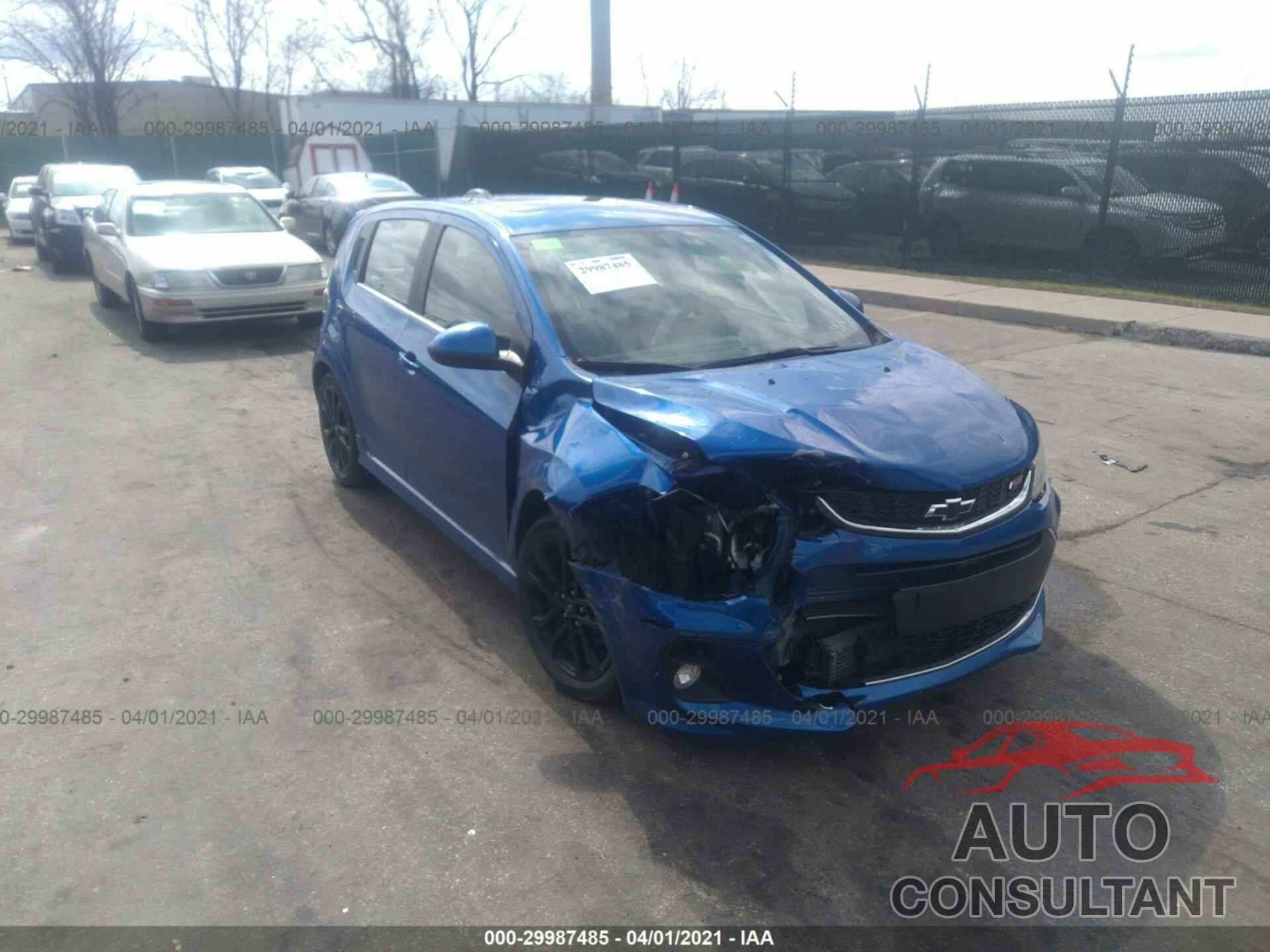 CHEVROLET SONIC 2018 - 1G1JD6SBXJ4131241