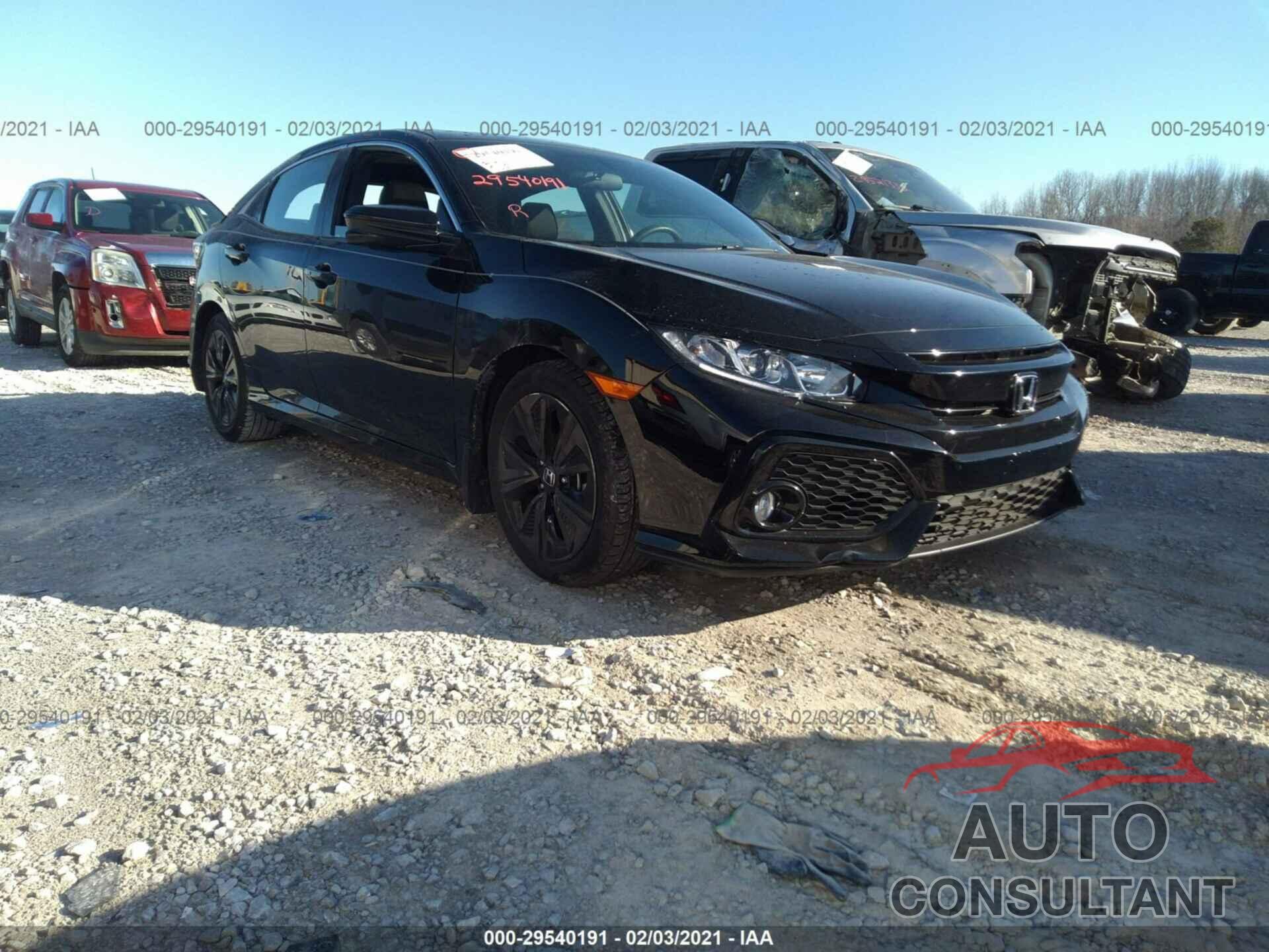 HONDA CIVIC HATCHBACK 2018 - SHHFK7H58JU226169