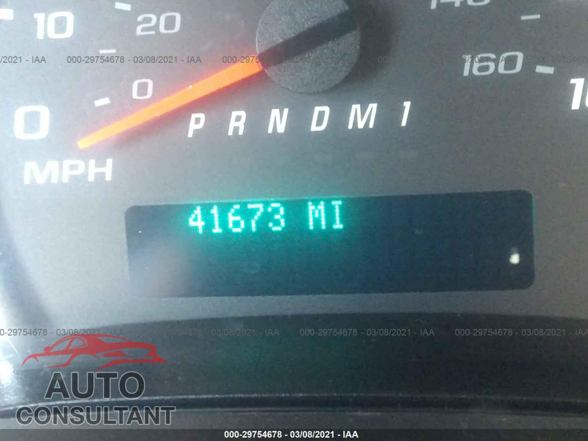 CHEVROLET EXPRESS CARGO VAN 2018 - 1GCWGAFP3J1163463