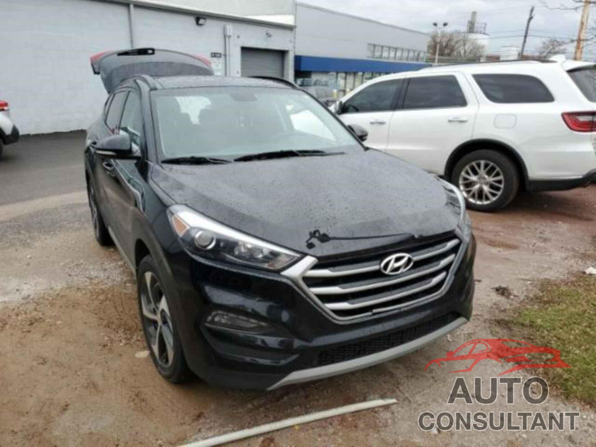 HYUNDAI TUCSON 2018 - KM8J3CA26JU636926