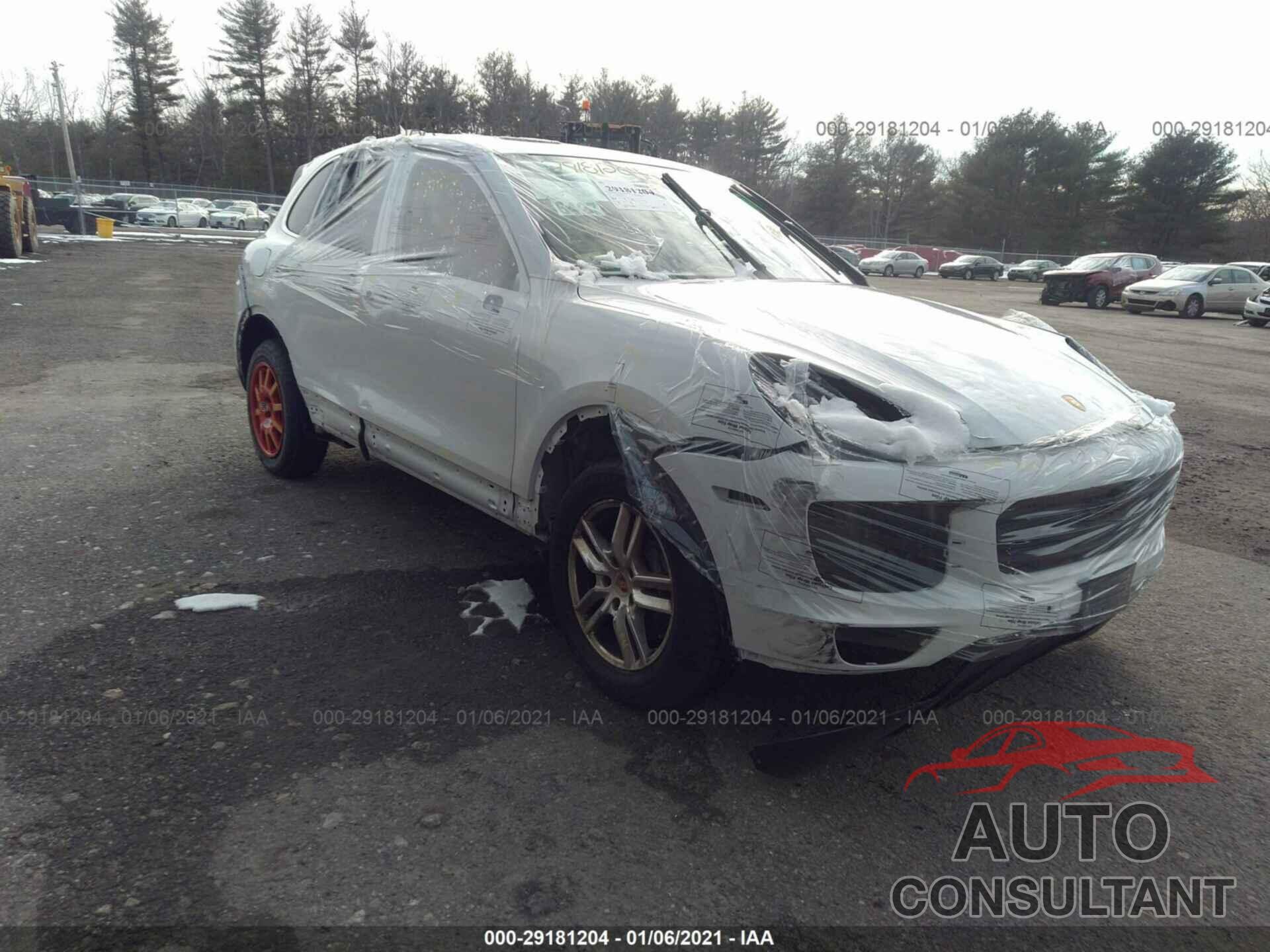 PORSCHE CAYENNE 2016 - WP1AA2A27GKA11555