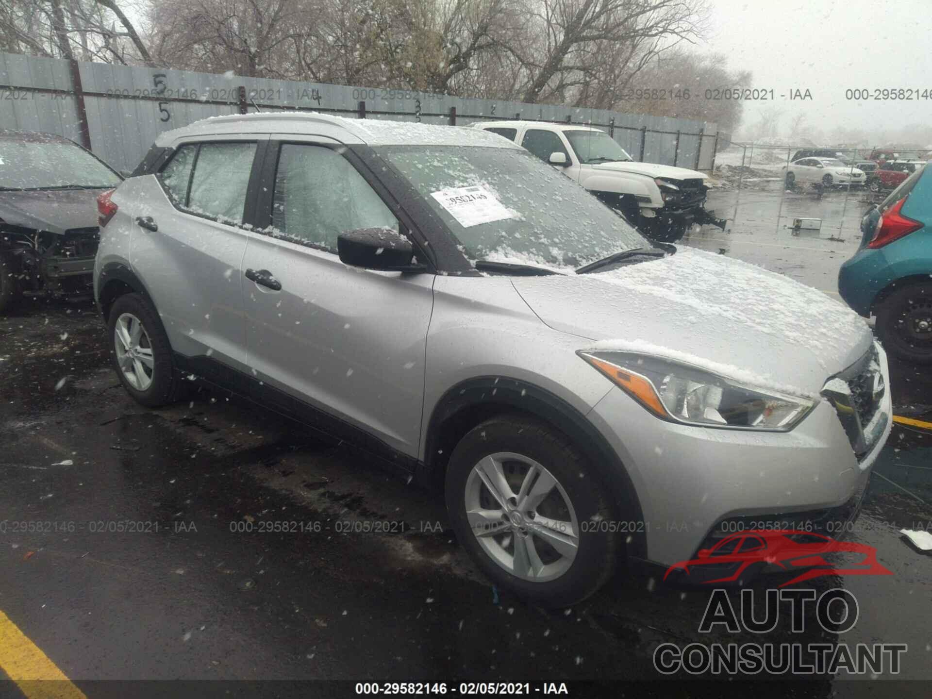 NISSAN KICKS 2018 - 3N1CP5CU4JL529415