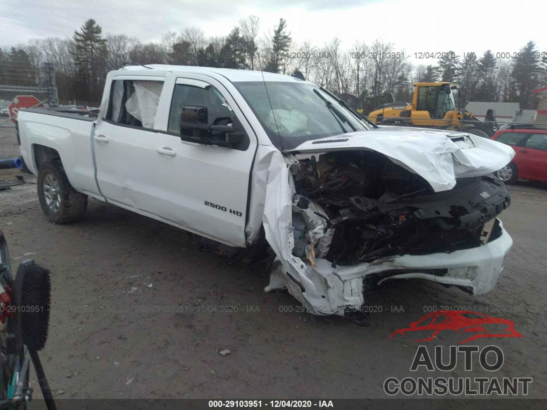 CHEVROLET SILVERADO 2500HD 2018 - 1GC1KVEY9JF240883