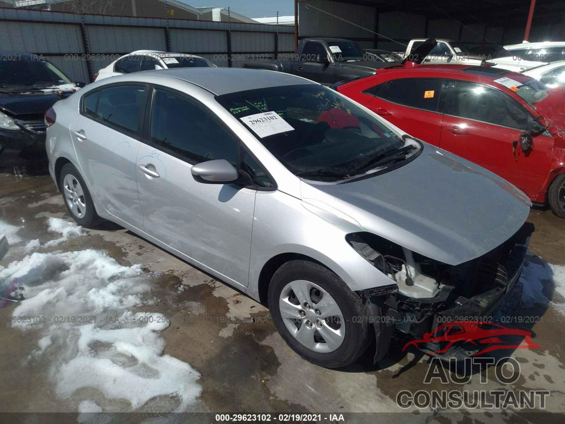 KIA FORTE 2017 - 3KPFK4A73HE137654