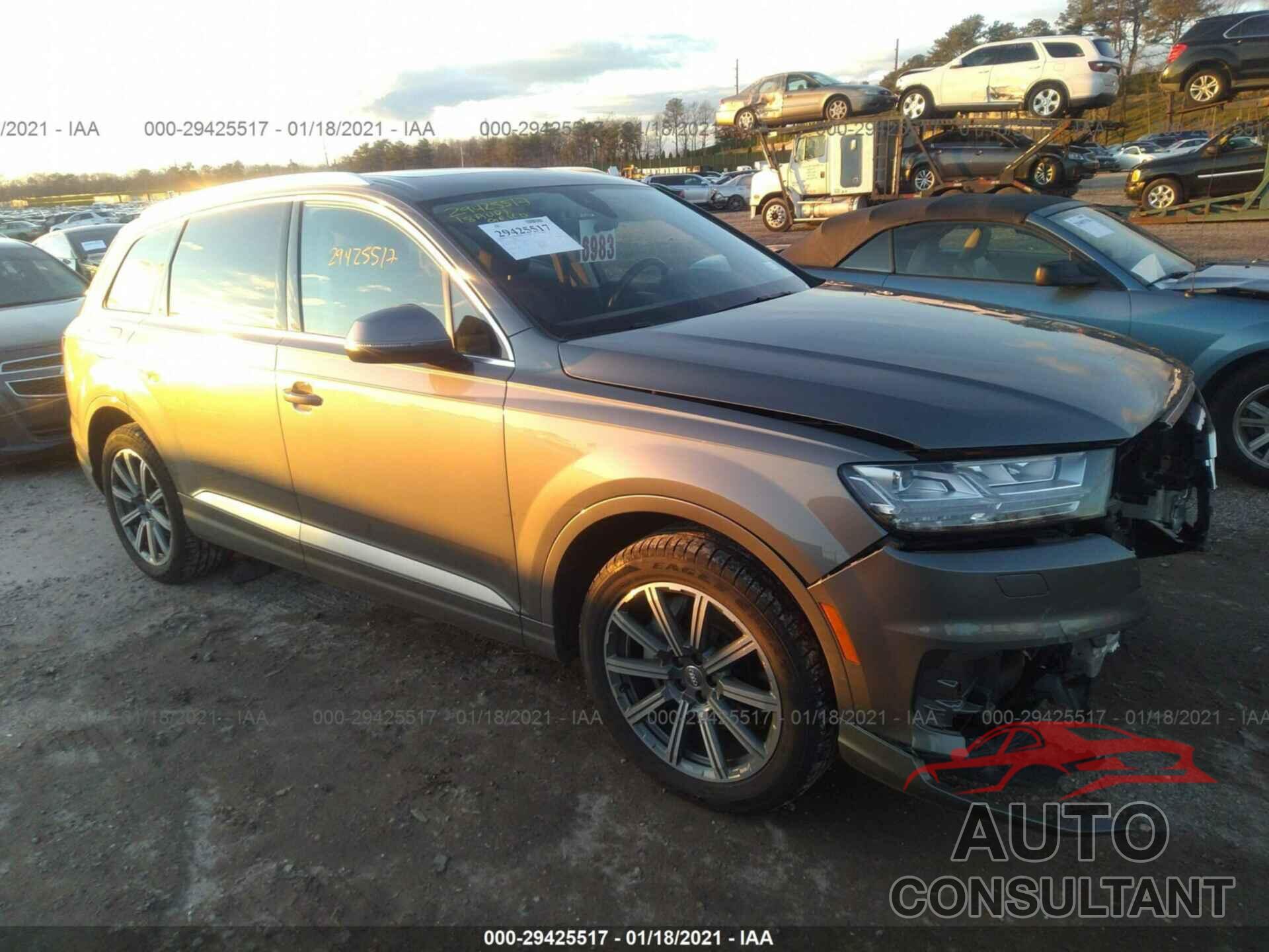 AUDI Q7 2018 - WA1LHAF76JD027479