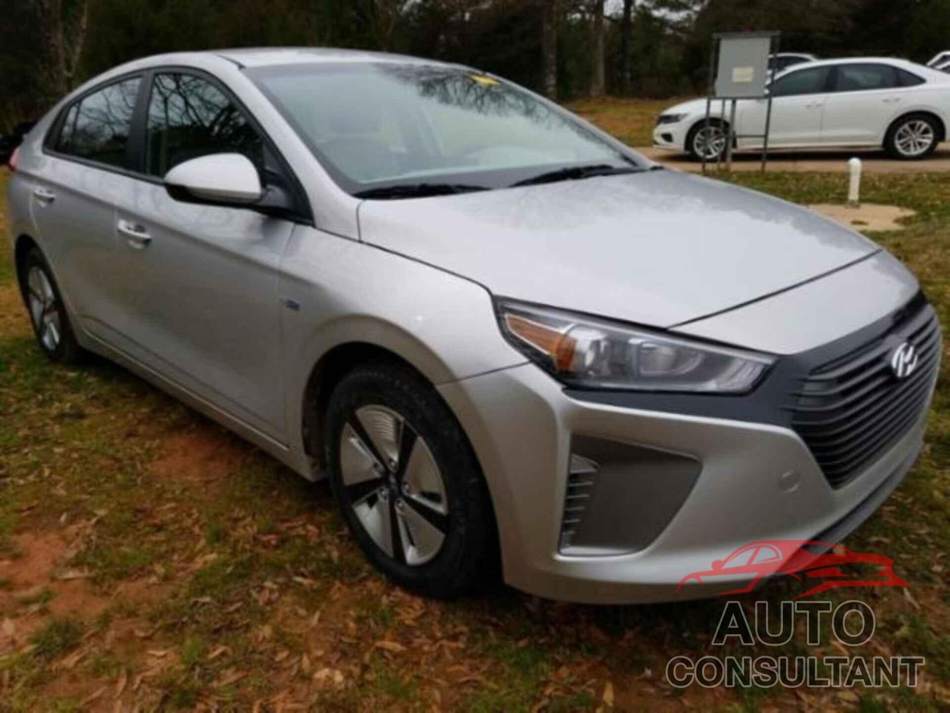 HYUNDAI IONIQ HYBRID 2017 - KMHC65LC1HU029036