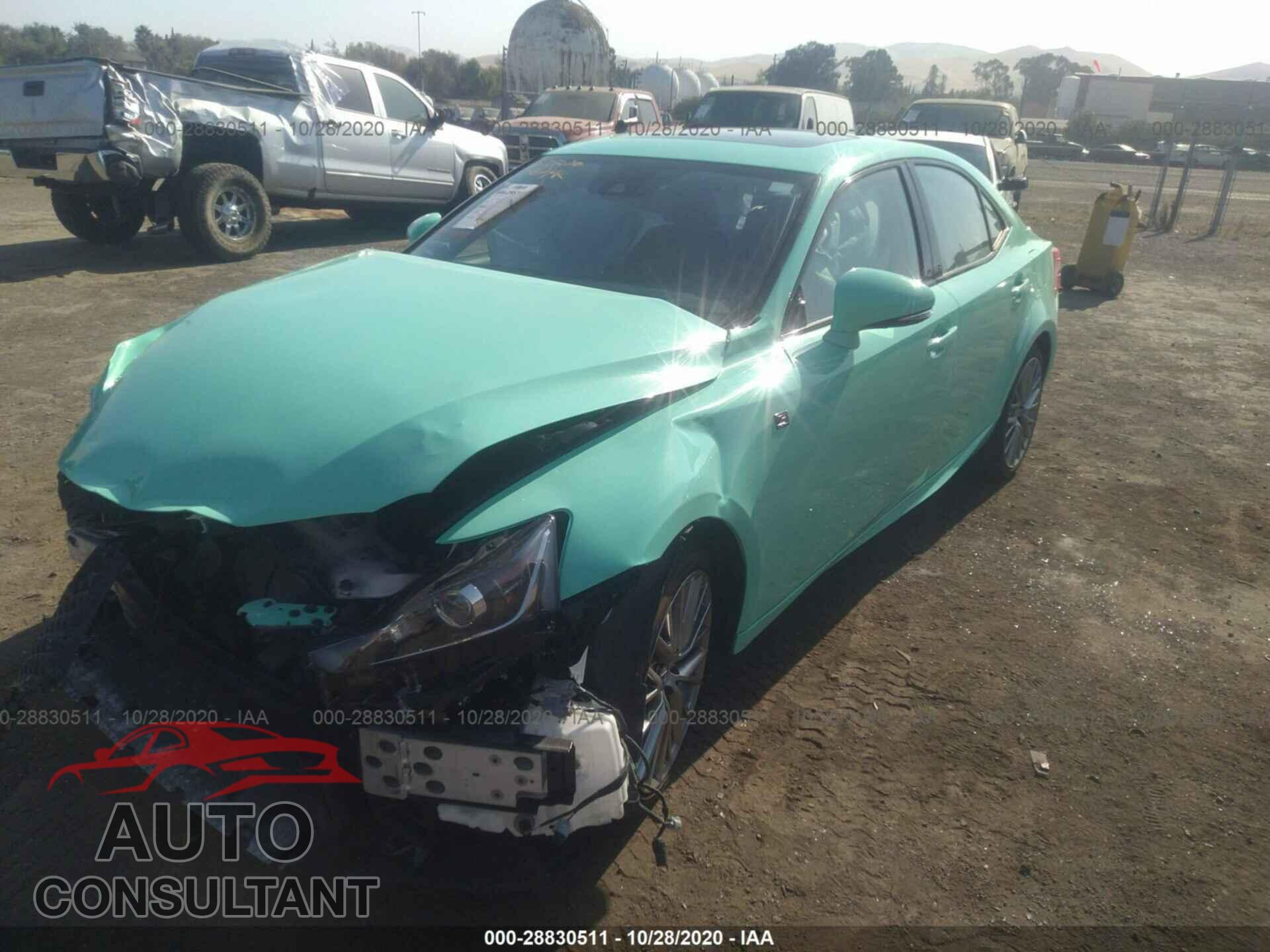 LEXUS IS 2018 - JTHBA1D27J5070301