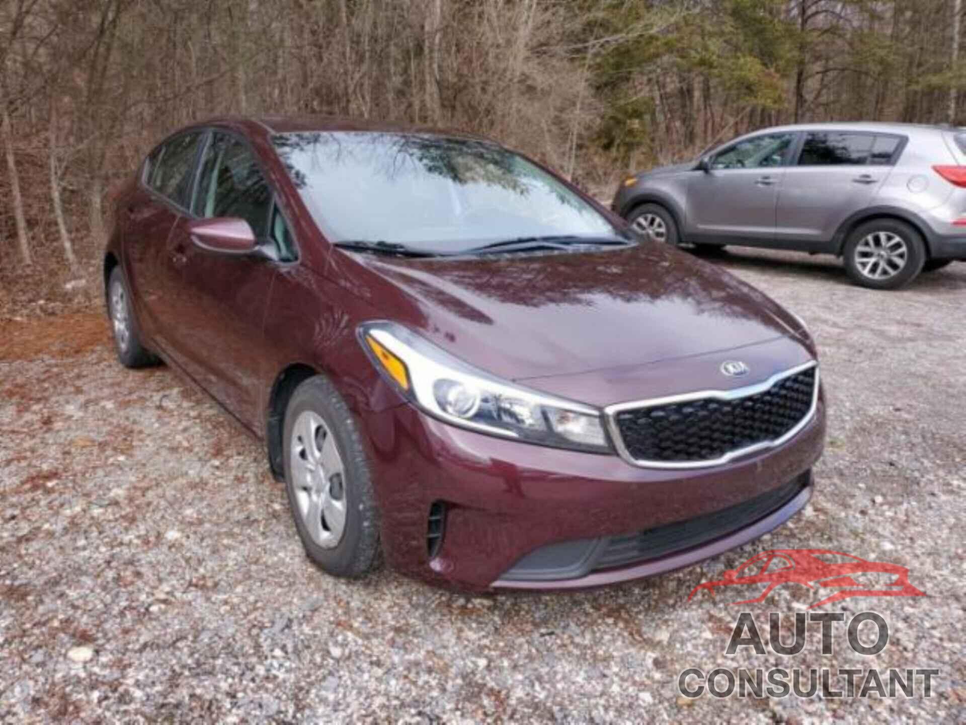 KIA FORTE 2018 - 3KPFK4A74JE167851