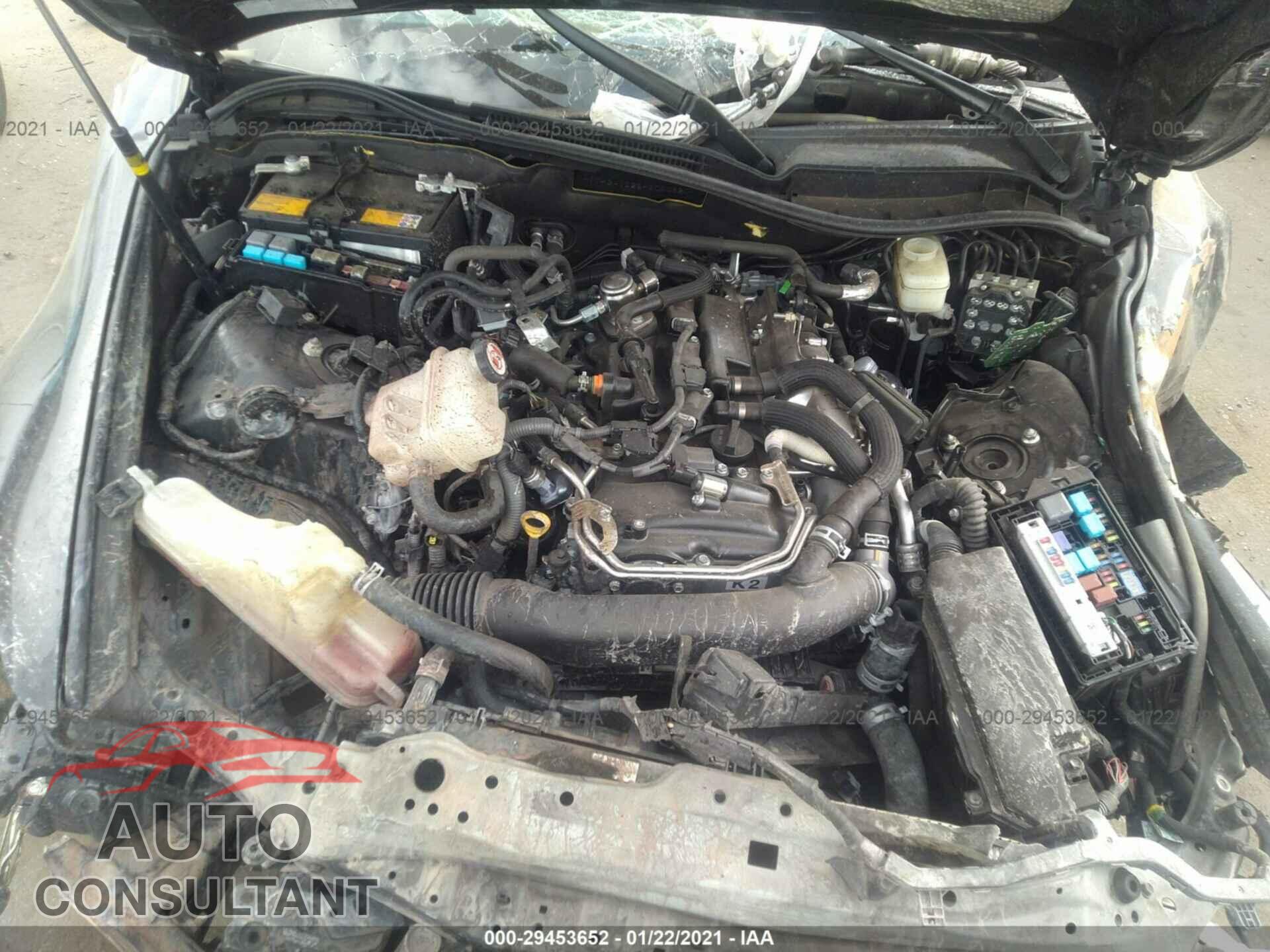 LEXUS IS 2017 - JTHBA1D25H5050820