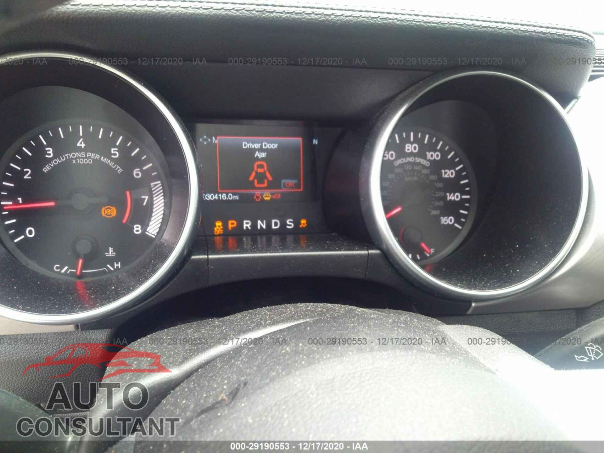 FORD MUSTANG 2020 - 1FA6P8TH5L5120797