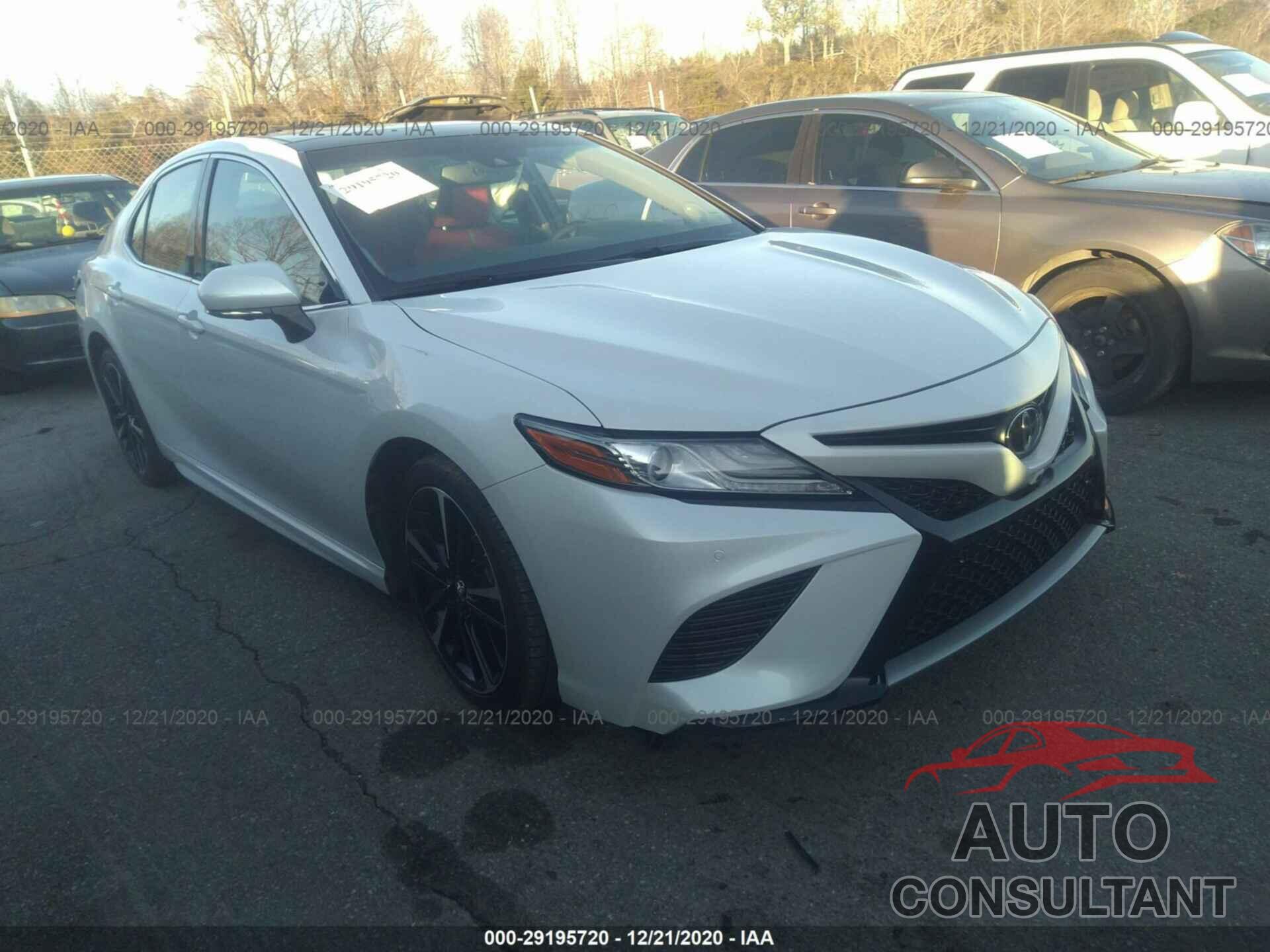 TOYOTA CAMRY 2018 - 4T1B61HK7JU031691