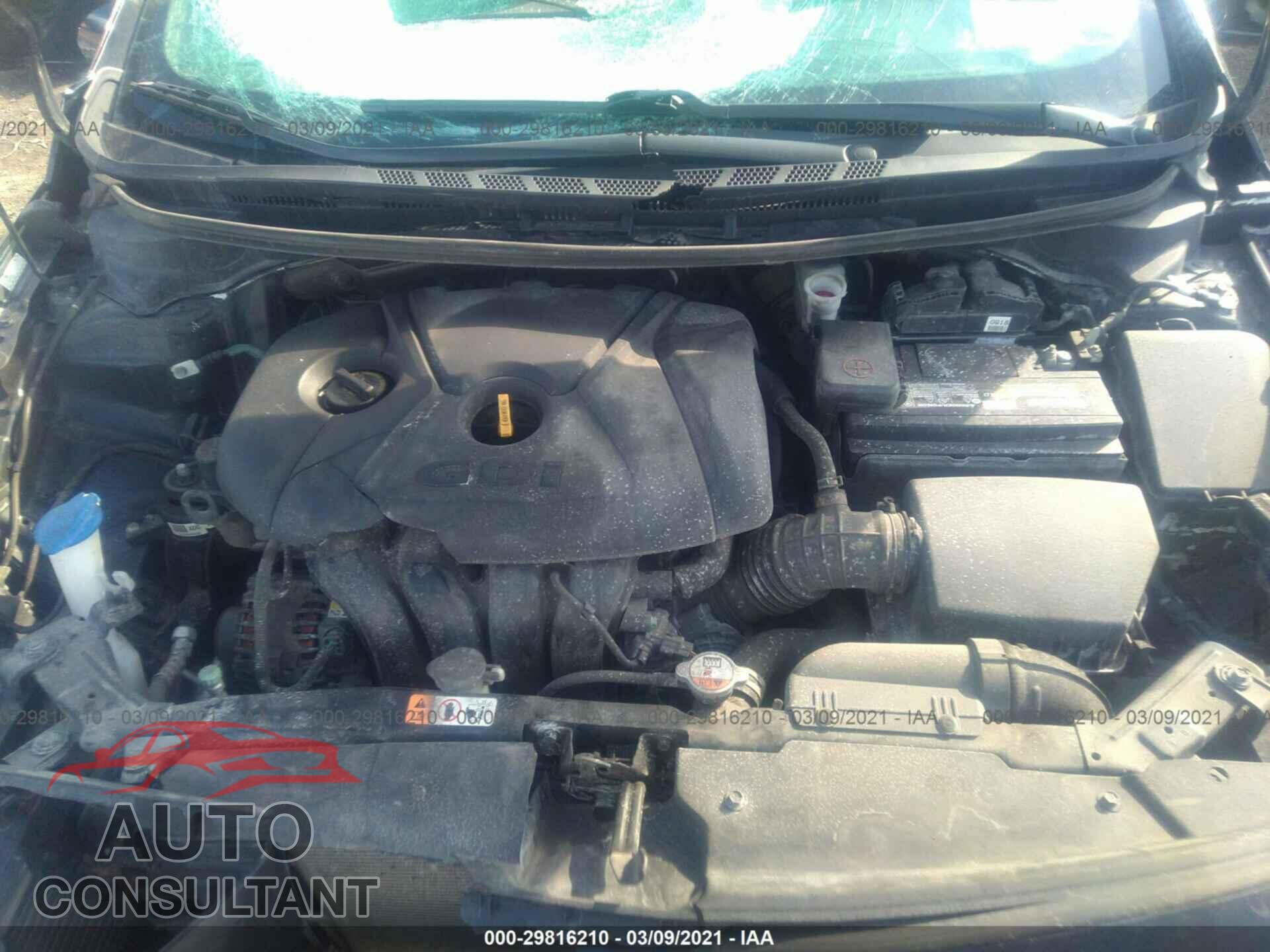 KIA FORTE5 2017 - KNAFK5A88H5677752