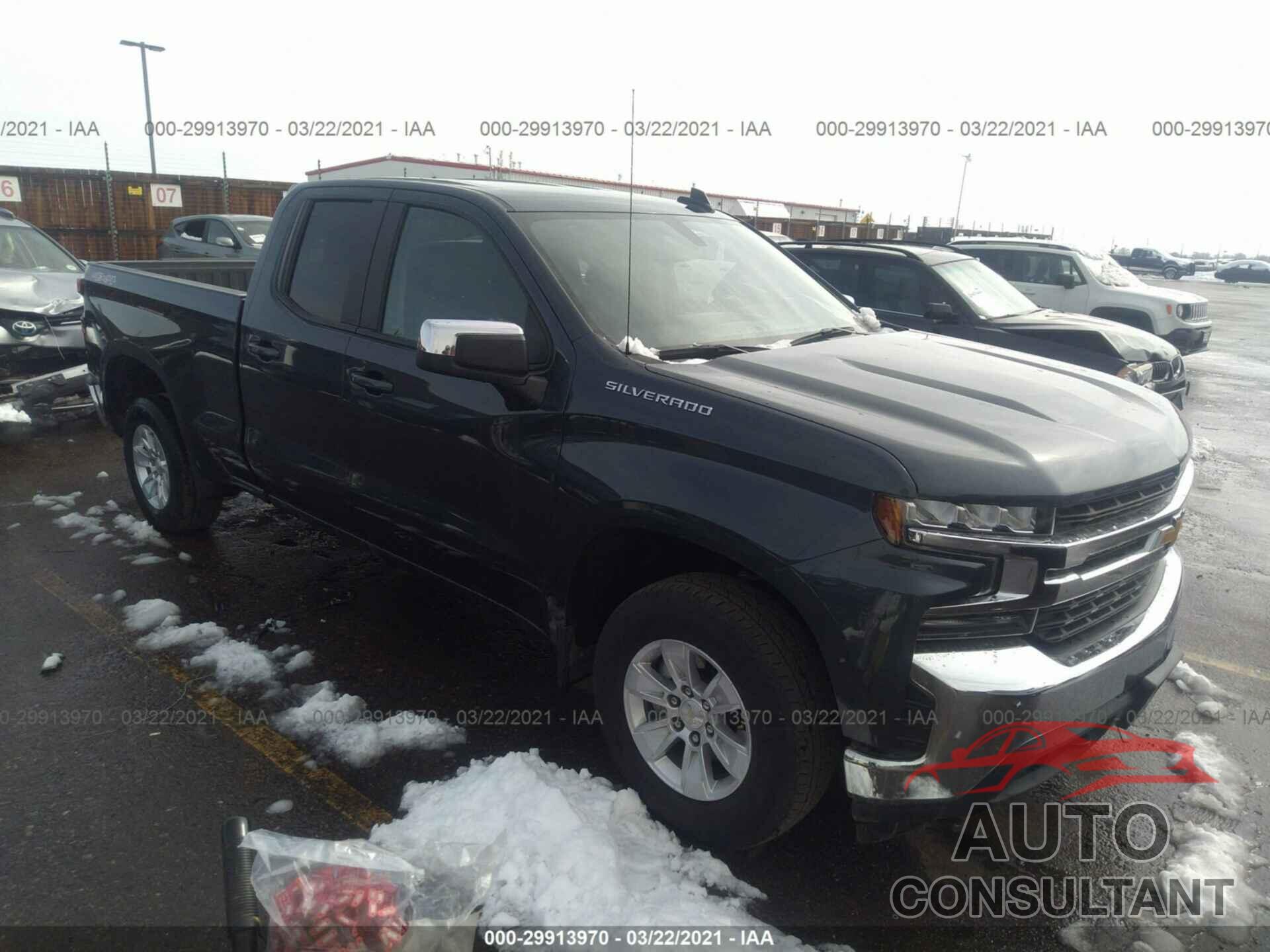 CHEVROLET SILVERADO 1500 2020 - 1GCRYDED3LZ174549