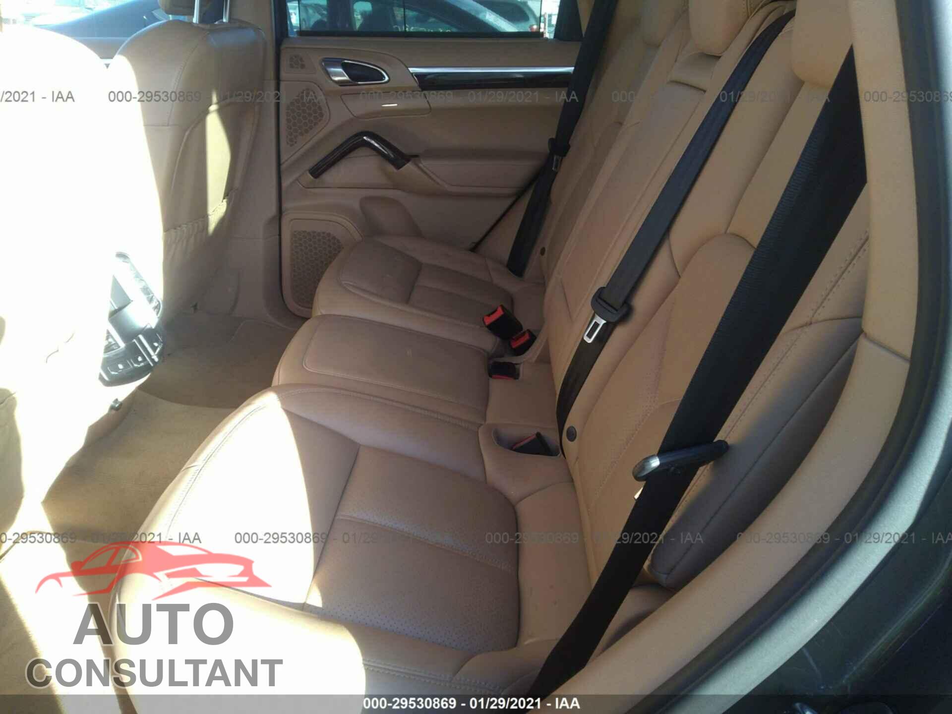 PORSCHE CAYENNE 2016 - WP1AA2A27GLA08021