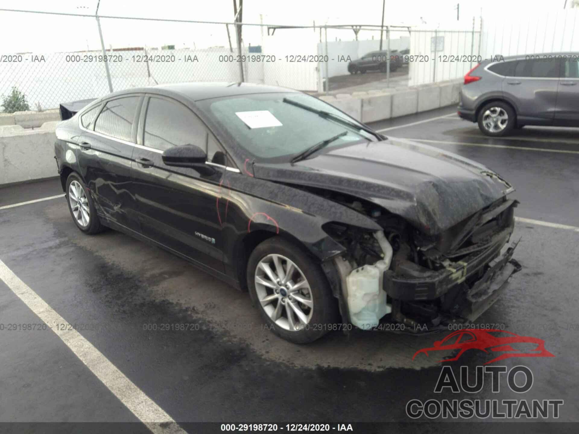 FORD FUSION 2017 - 3FA6P0LU8HR110249