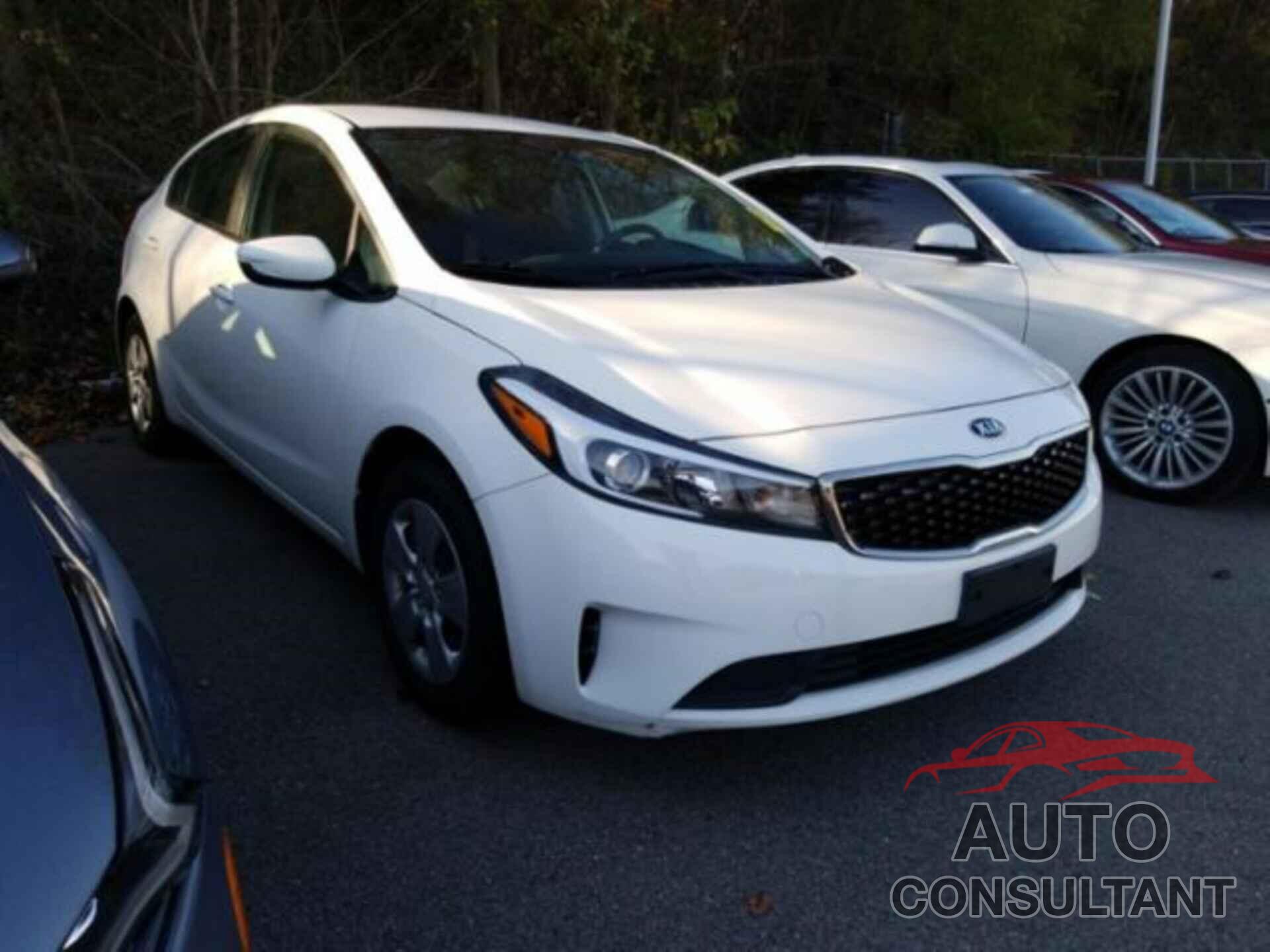 KIA FORTE 2018 - 3KPFK4A76JE247619