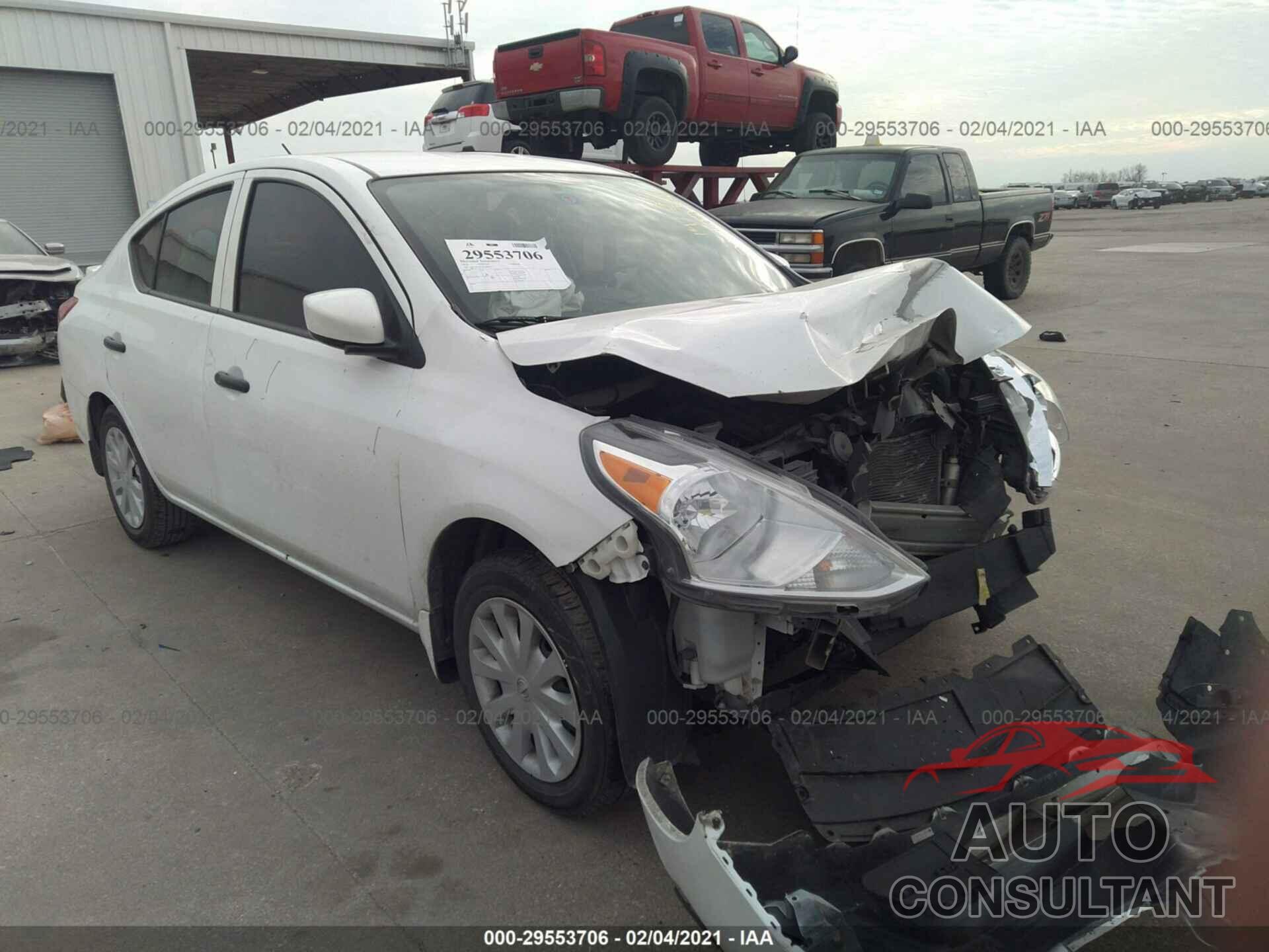 NISSAN VERSA 2016 - 3N1CN7AP7GL888927