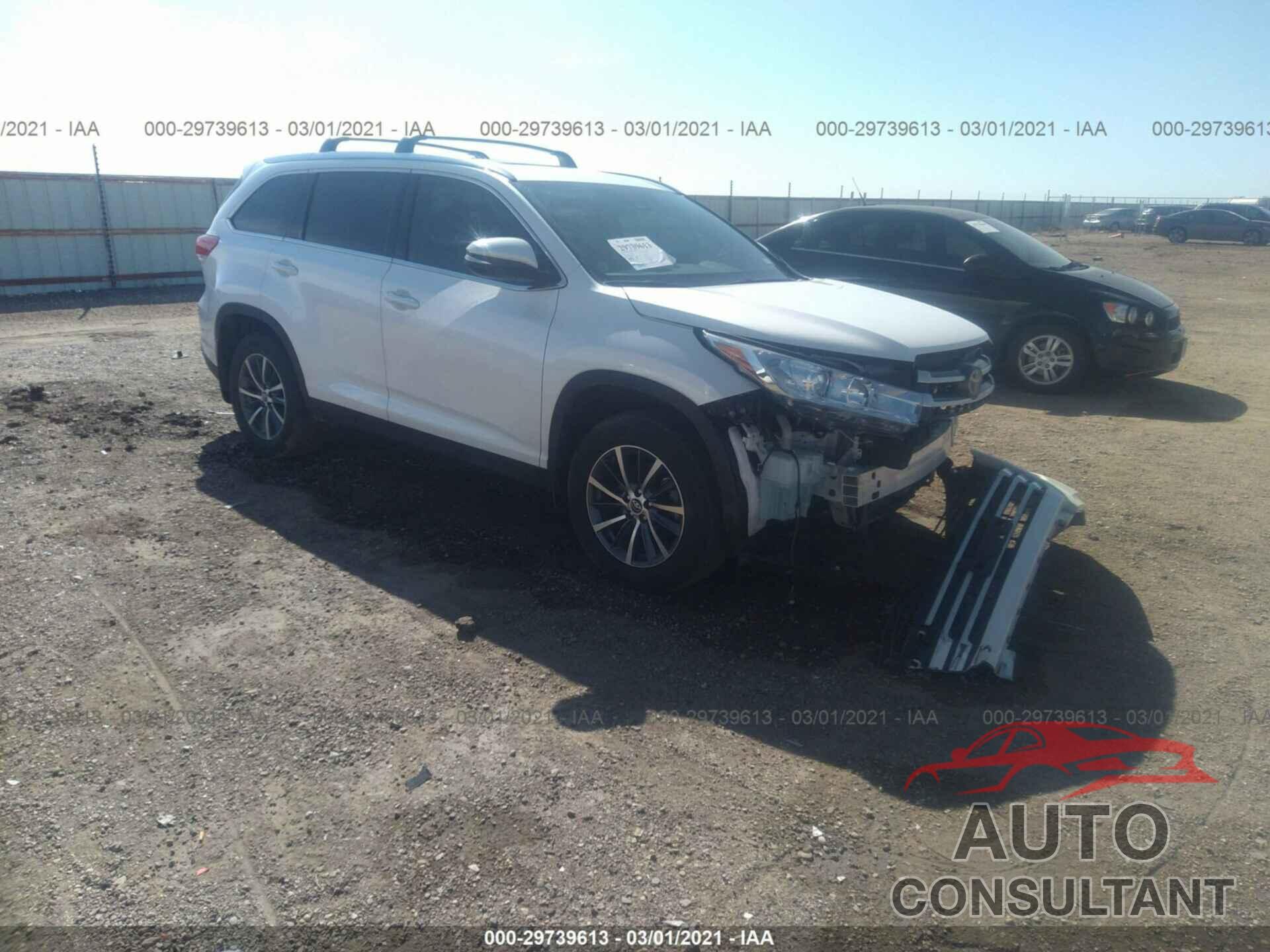 TOYOTA HIGHLANDER 2019 - 5TDKZRFH3KS348200