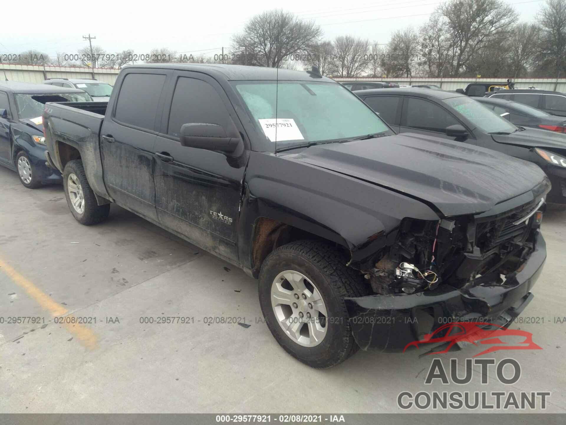 CHEVROLET SILVERADO 1500 2018 - 3GCUKREC6JG369669