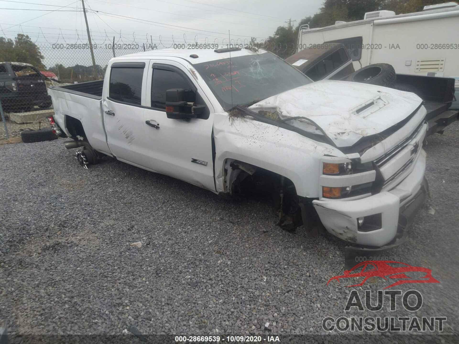 CHEVROLET SILVERADO 2500HD 2018 - 1GC1KVEY3JF280375