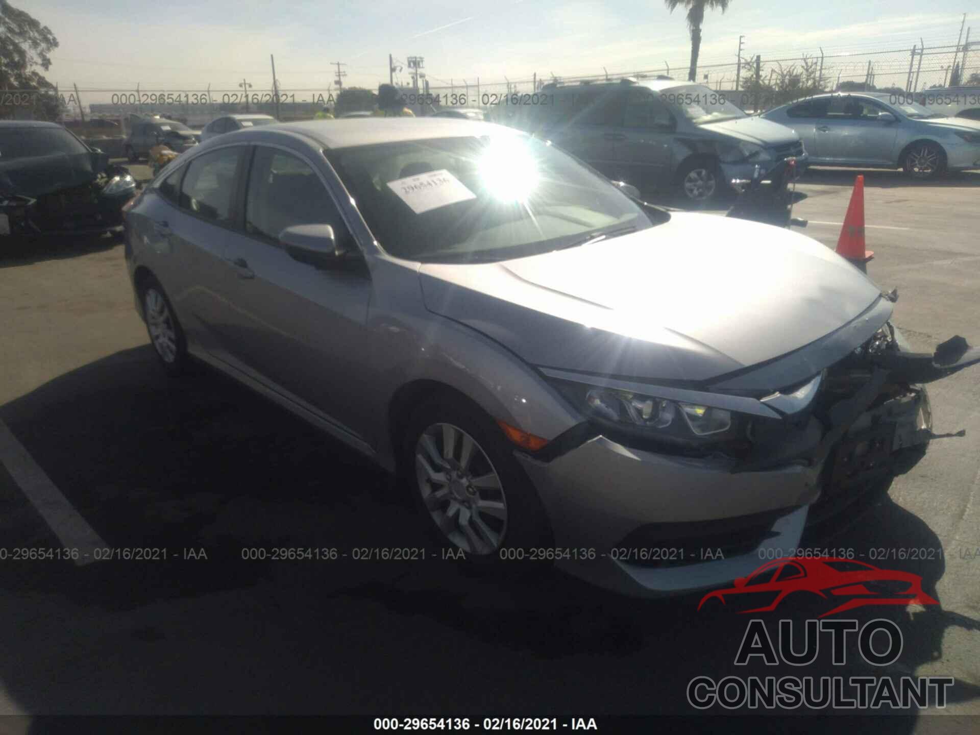 HONDA CIVIC SEDAN 2018 - 2HGFC2F52JH500529