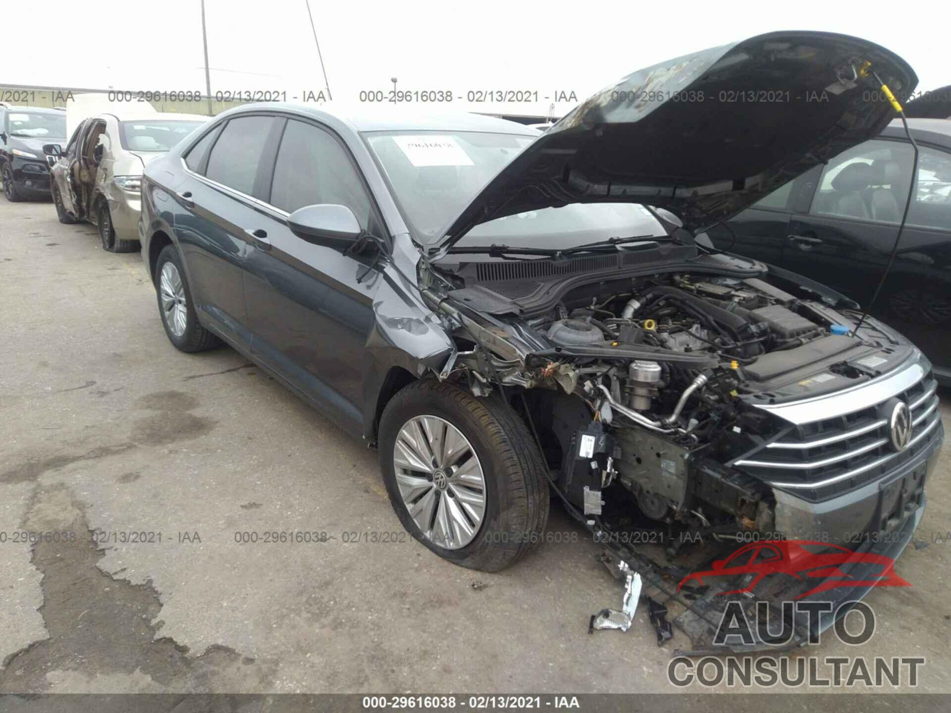 VOLKSWAGEN JETTA 2020 - 3VWCB7BU1LM017677