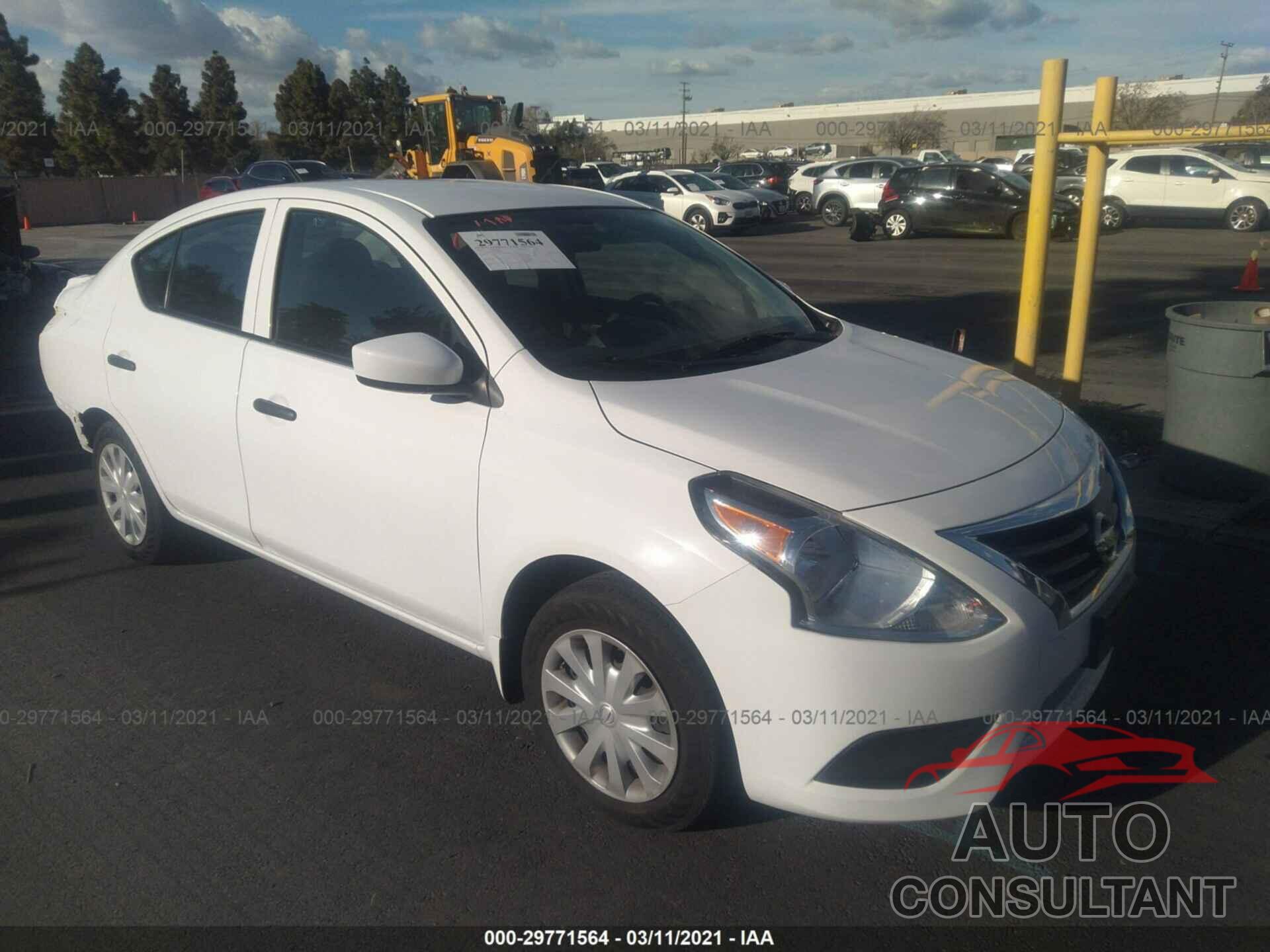 NISSAN VERSA 2016 - 3N1CN7AP6GL895495