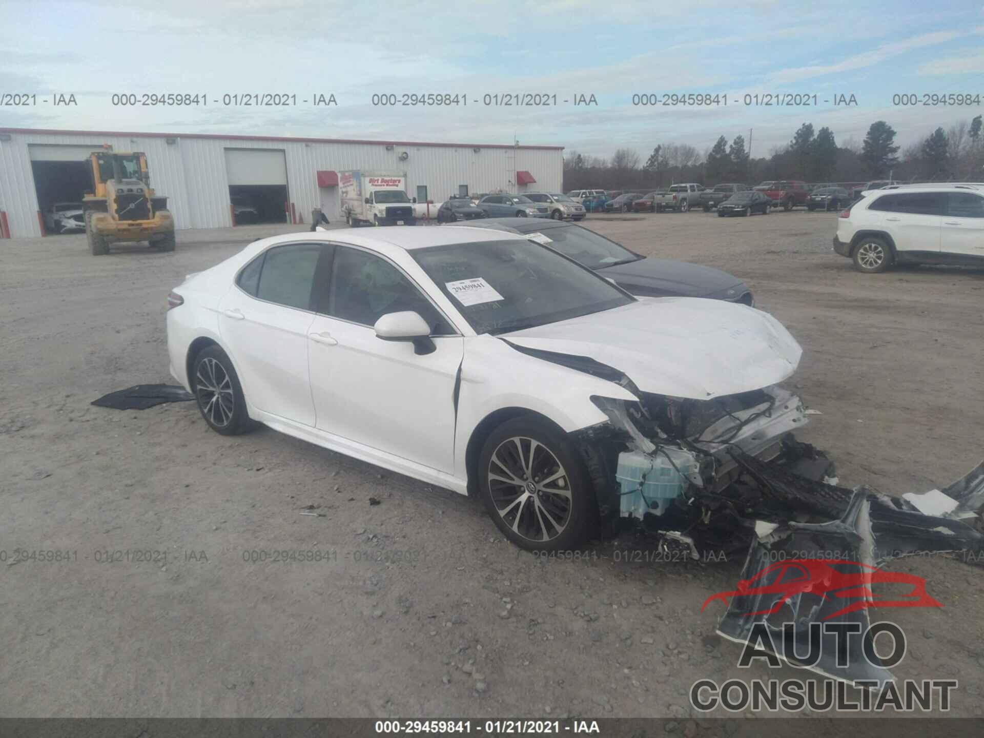 TOYOTA CAMRY 2020 - 4T1G11AK1LU868017
