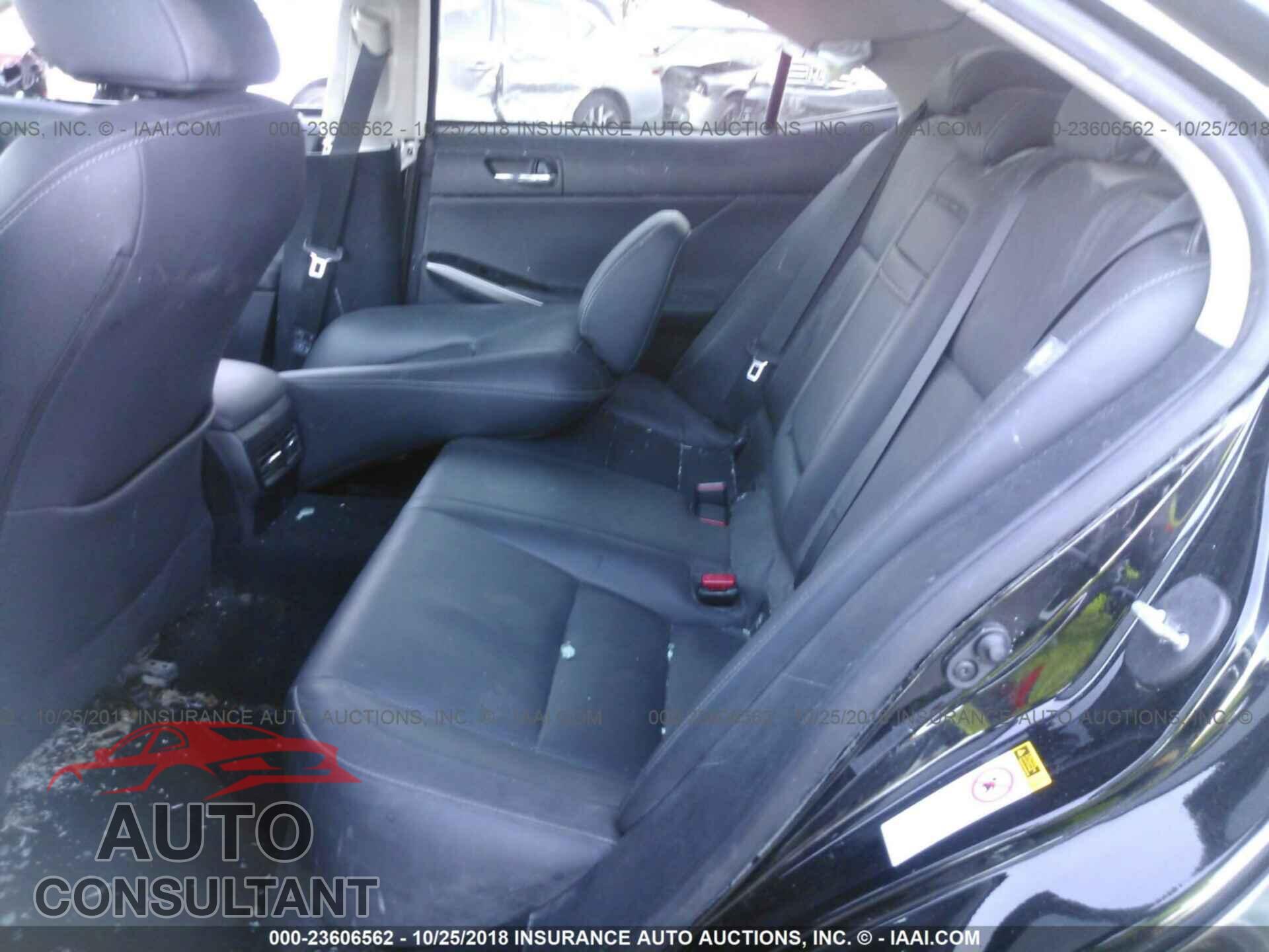 LEXUS IS 2015 - JTHCF1D2XF5029478
