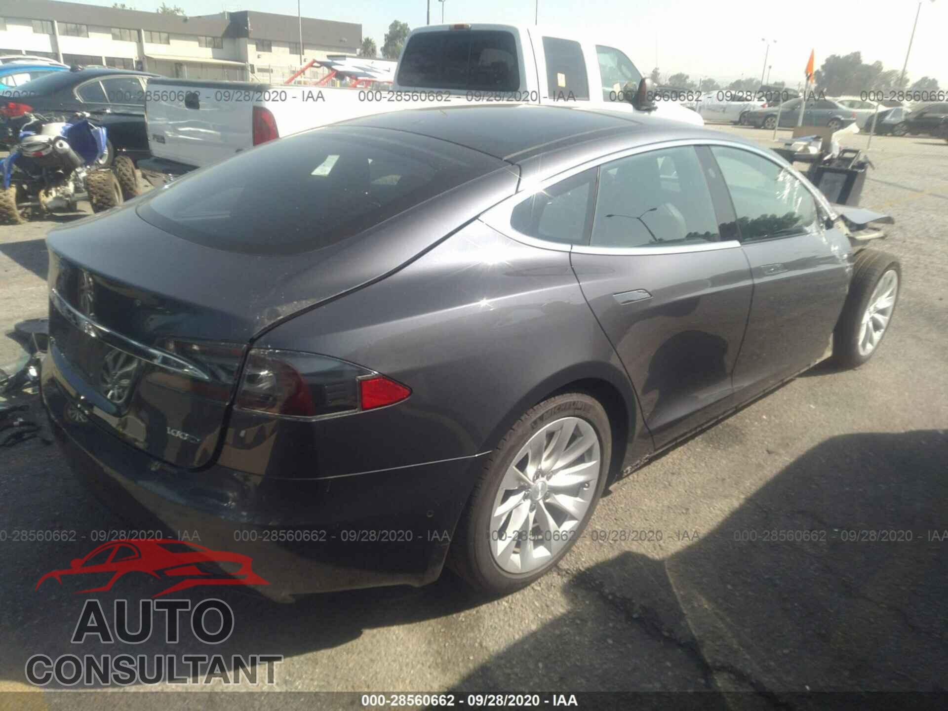 TESLA MODEL S 2018 - 5YJSA1E28JF281358